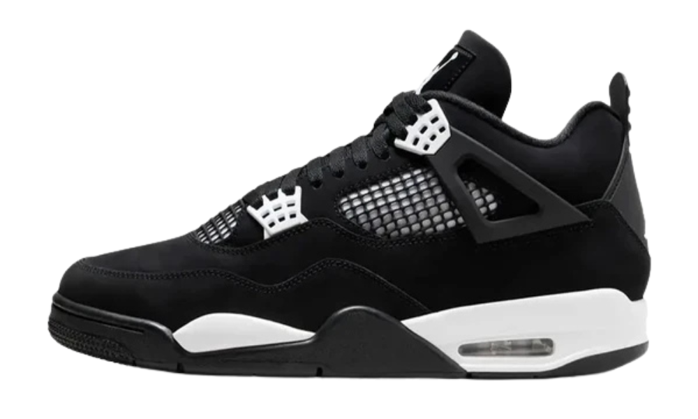 Fekete és fehér Jordan 4 Retro gyerekcipő hálós és nubuk felsőrésszel.