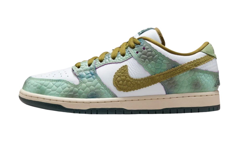Alexis Sablone × Nike SB Dunk Low Pro Nike SB Dunk Low Alexis Sablone Chameleon