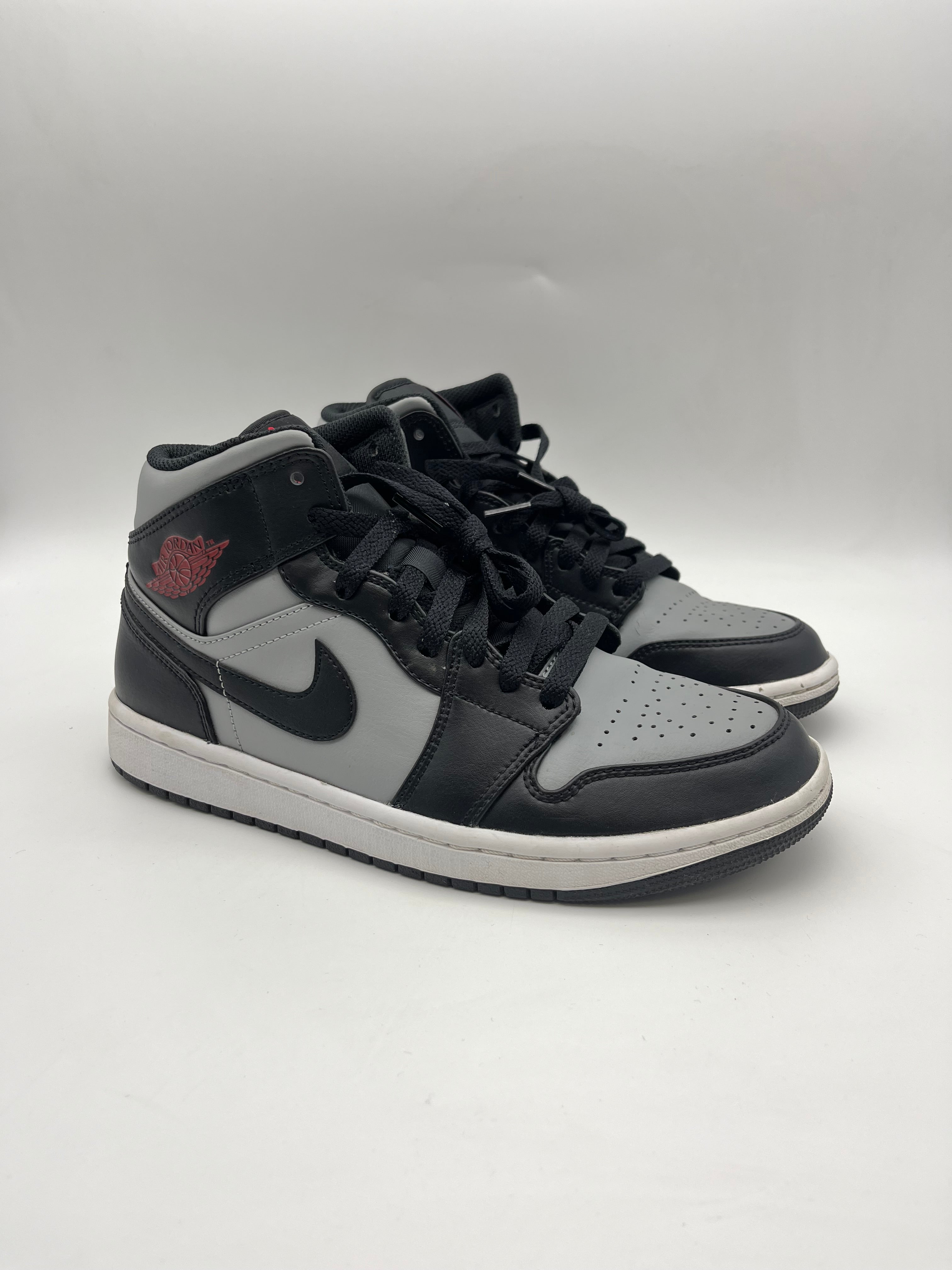 Használt - Jordan 1 Mid Shadow Red (40.5)