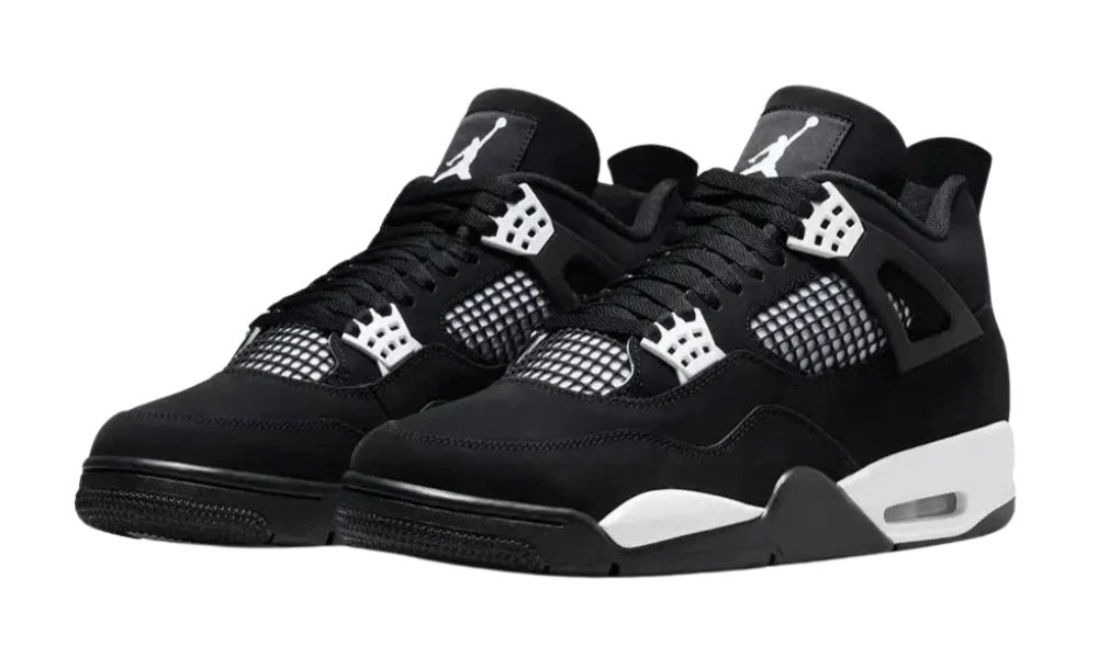 Fekete és fehér Jordan 4 Retro White Thunder gyerekcipő.