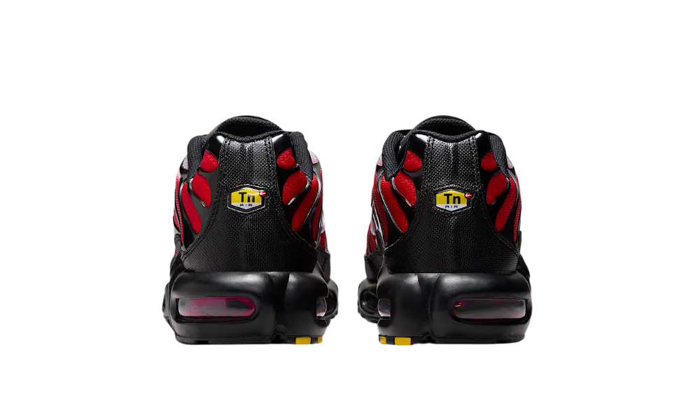 NIKE AIR MAX PLUS Pure Platinum University Red