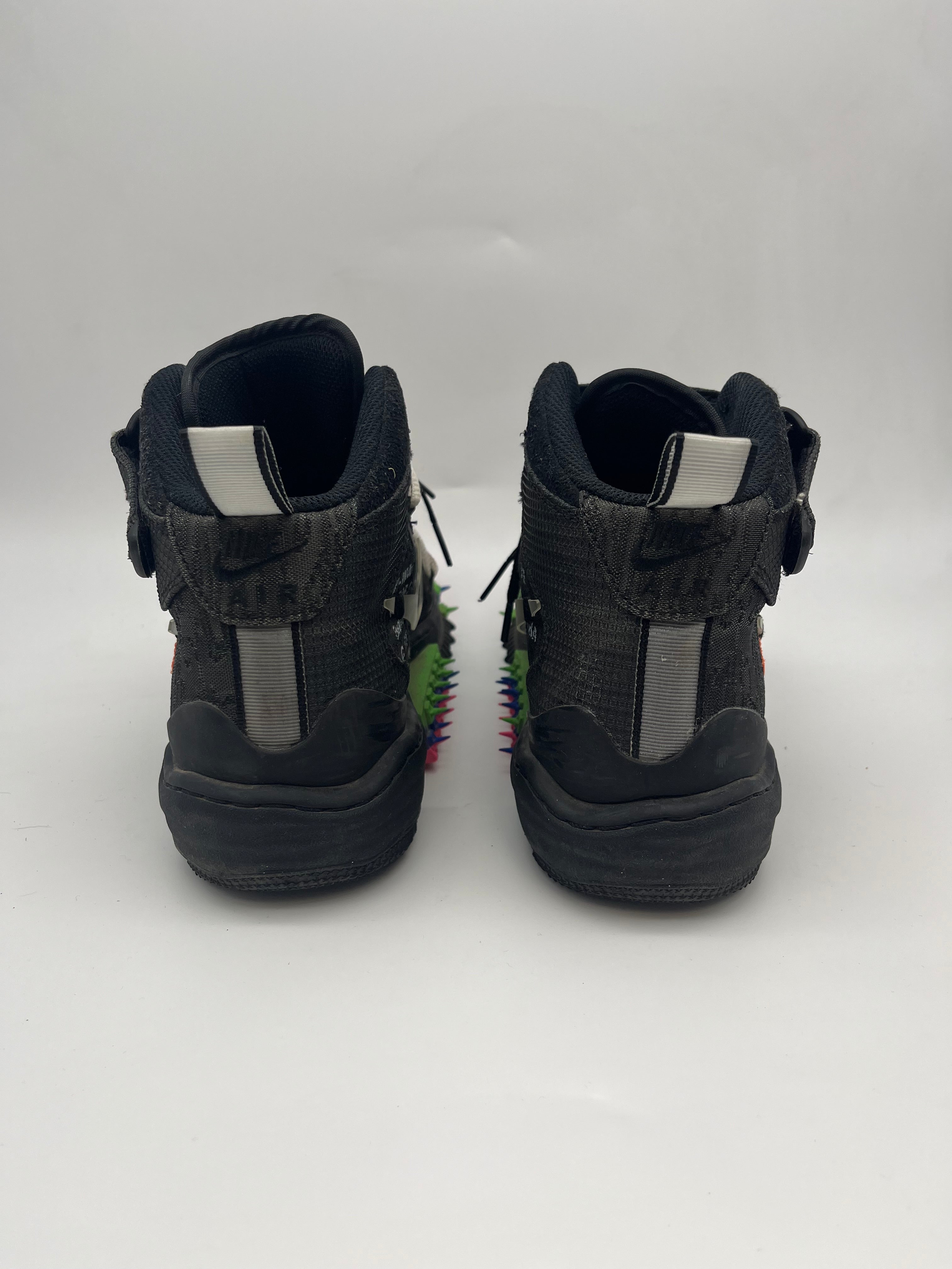 Használt - Air Force 1 Mid Off - White Black (42)