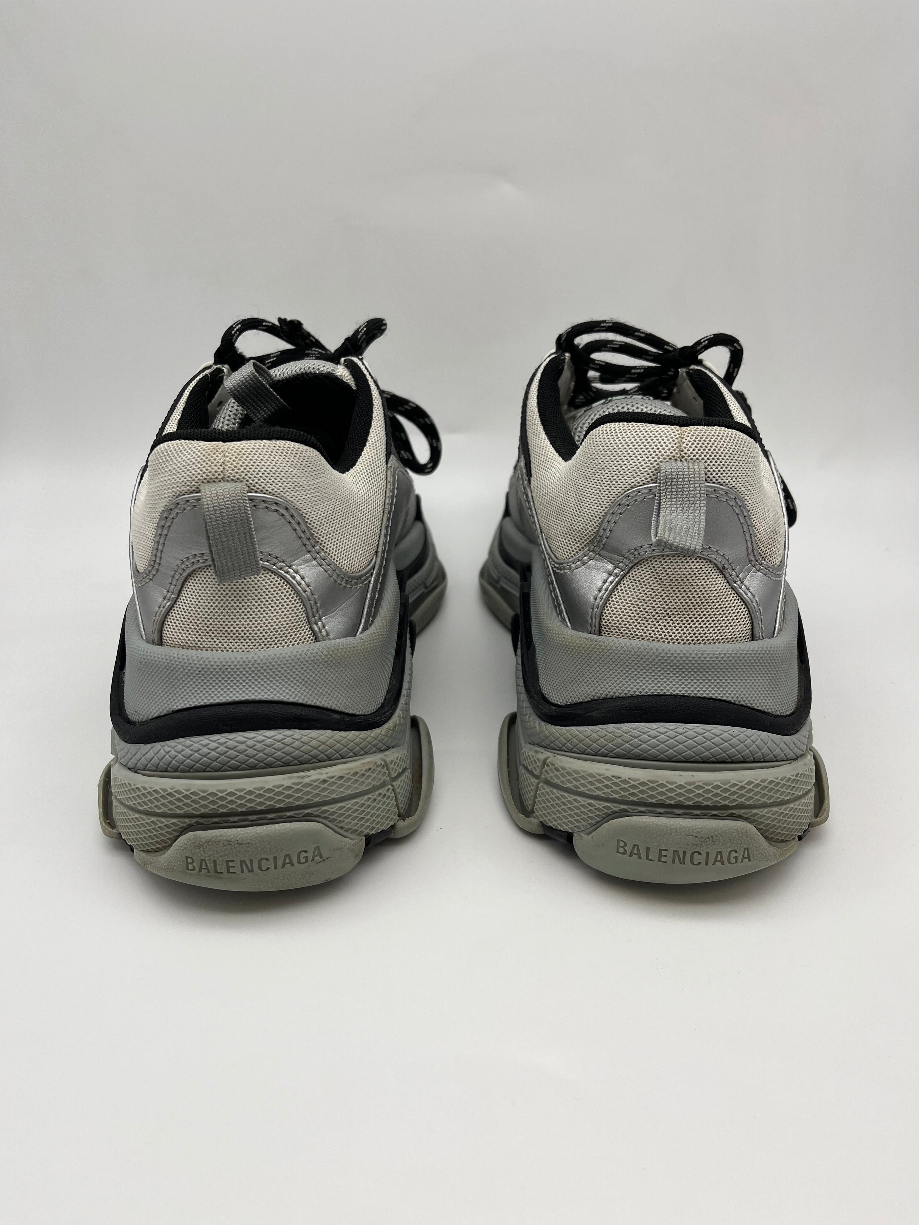 Használt - Balenciaga Triple S Silver (41)