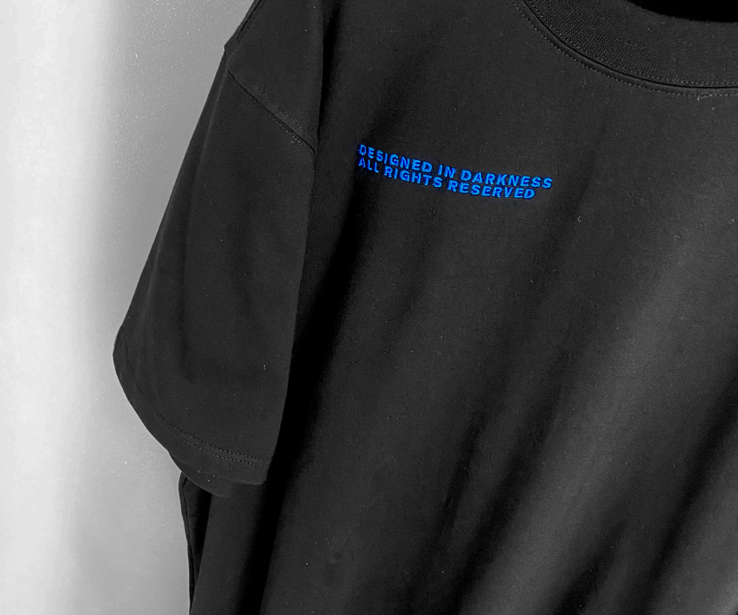 Psycho Budapest Arms Black Blue T-shirt