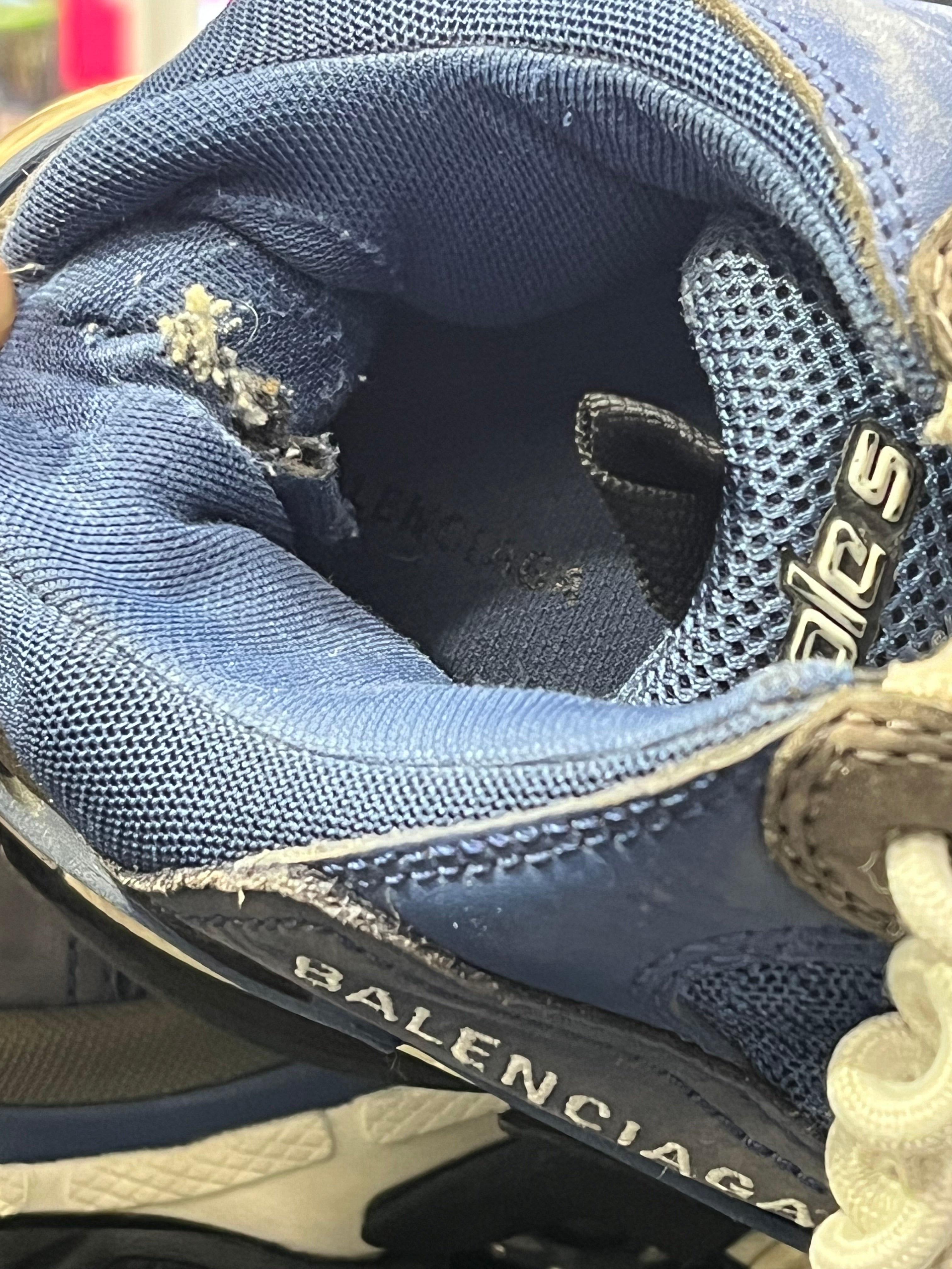 HASZNÁLT - Balenciaga Triple S Navy Blue (41)