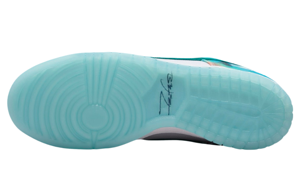 Nike SB Dunk Low Futura Laboratories Bleached Aqua