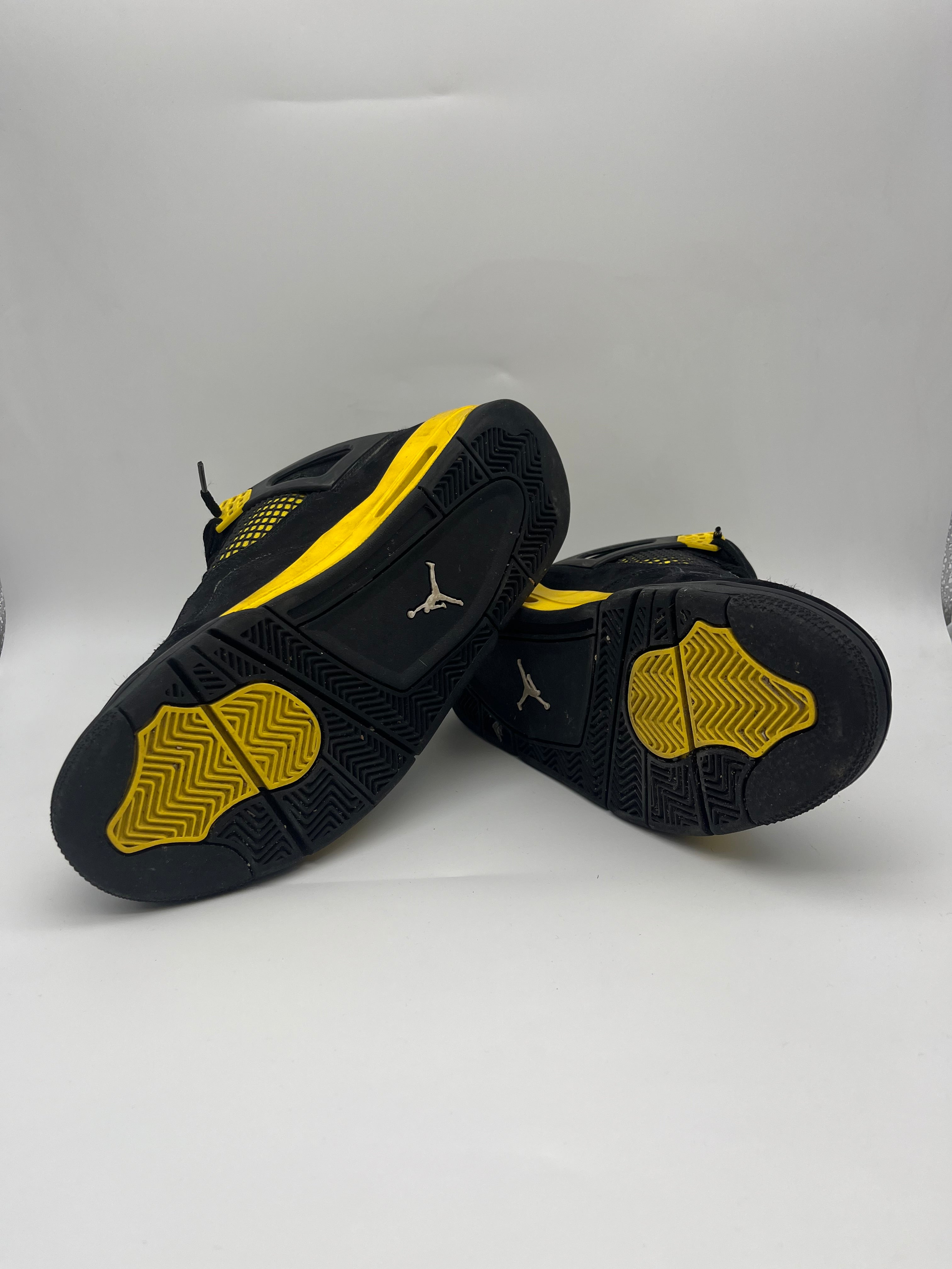Használt - Jordan 4 Yellow Thunder (42.5)