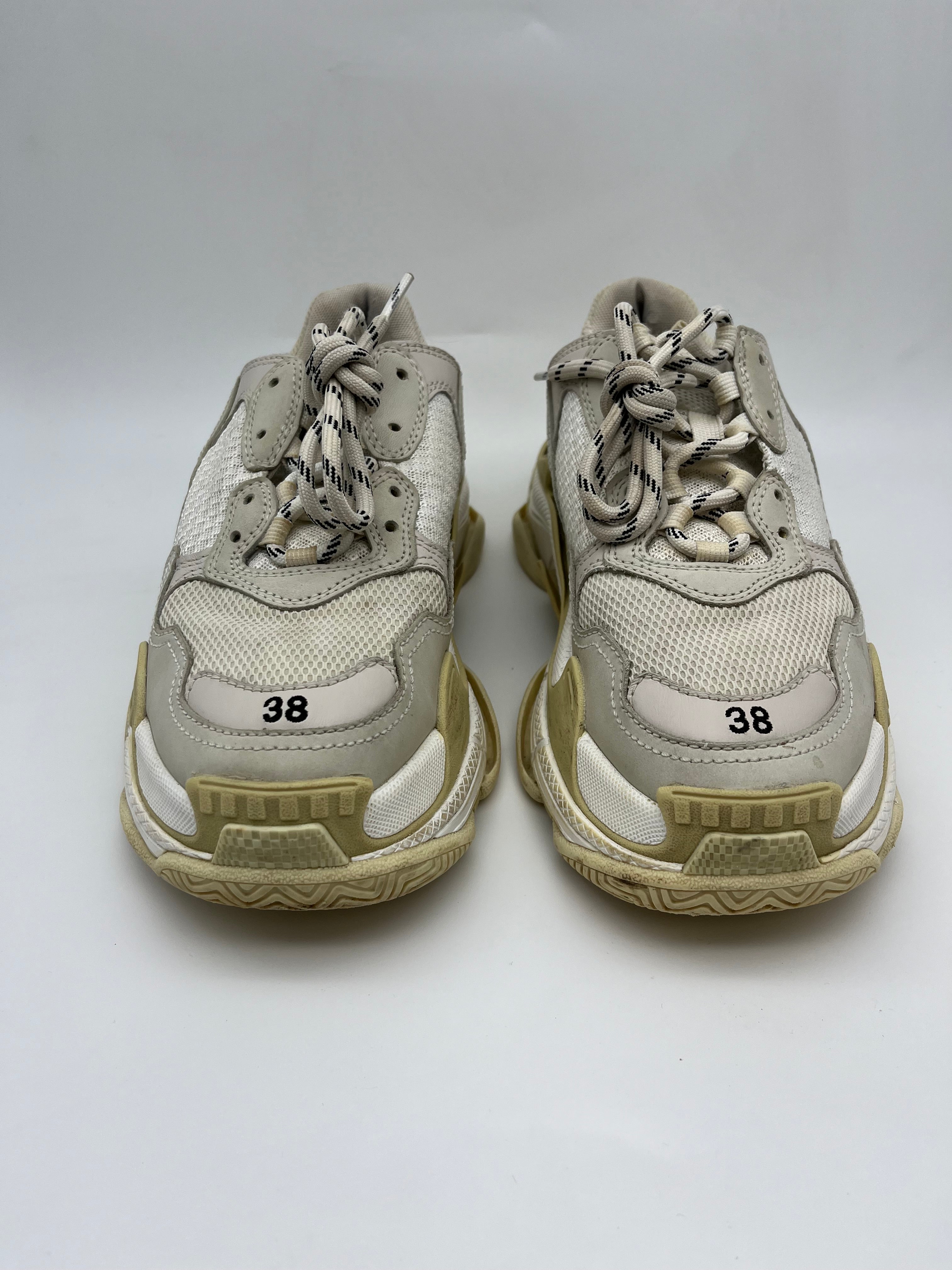 Használt - Balenciaga Triple S White (38)