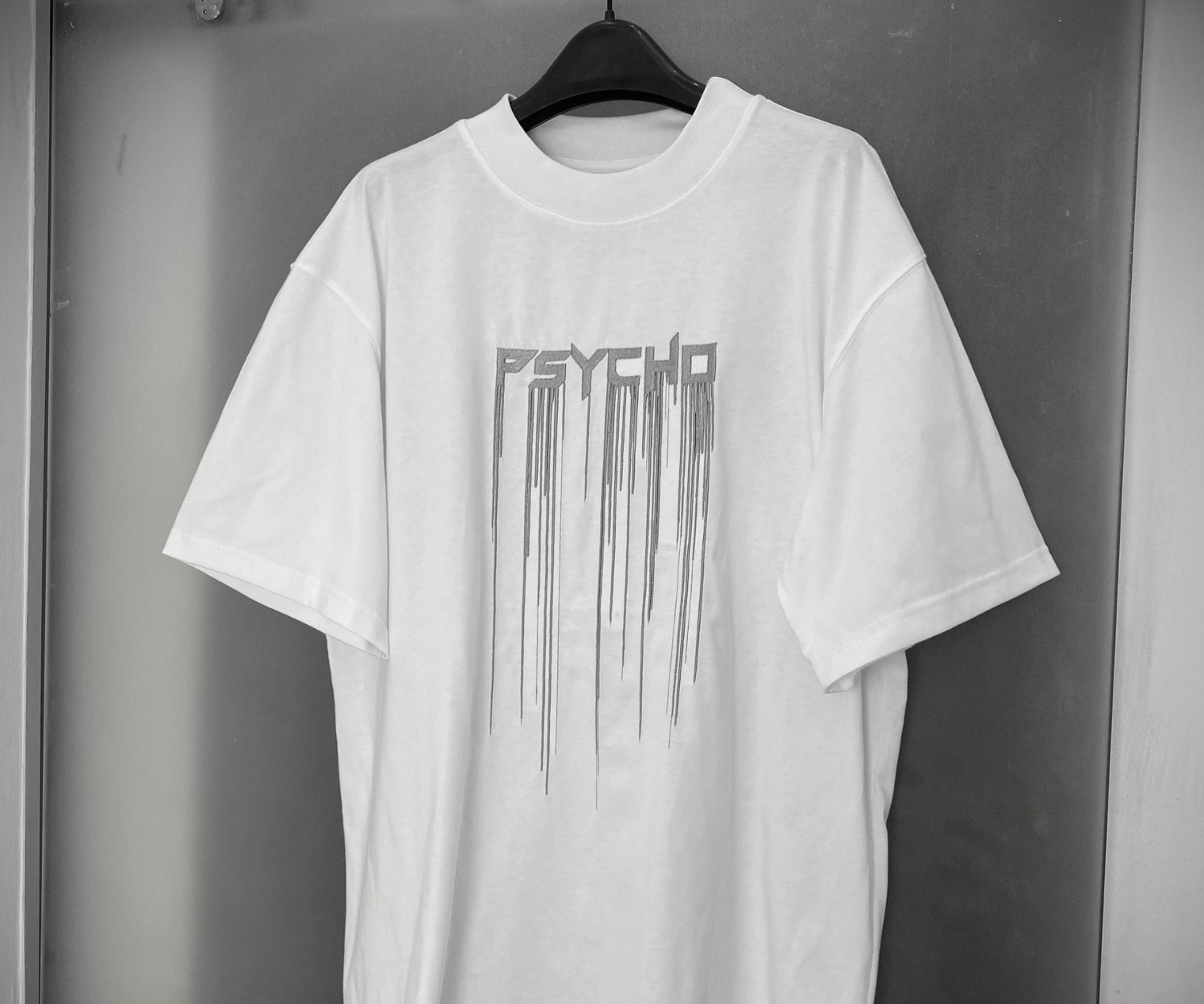 Tricou Drip Psycho Budapest Silver Broderie pe față albă