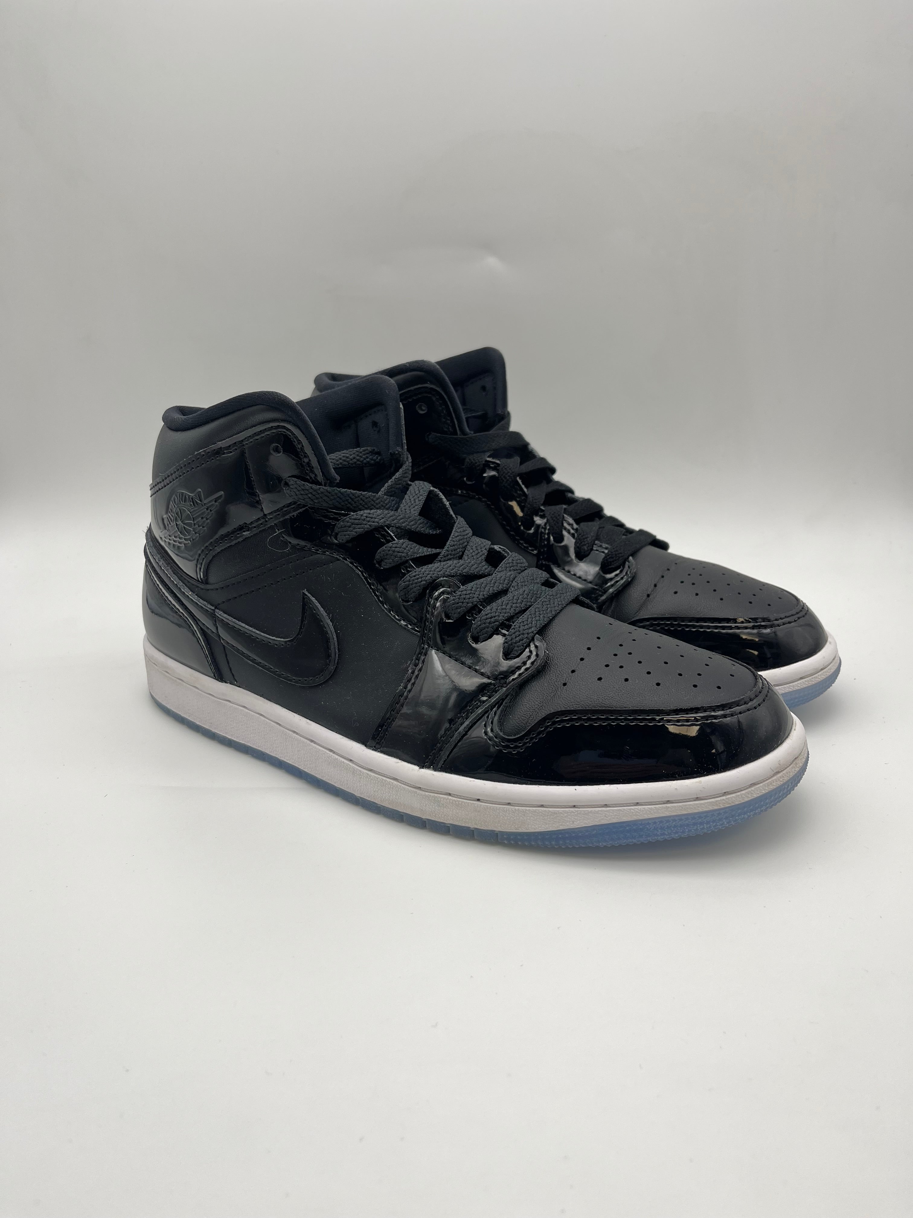 Használt - Jordan 1 Mid Space Jam (42)