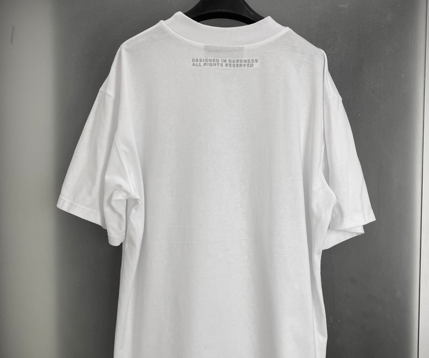 Tricou Drip Psycho Budapest Silver Broderie pe față albă