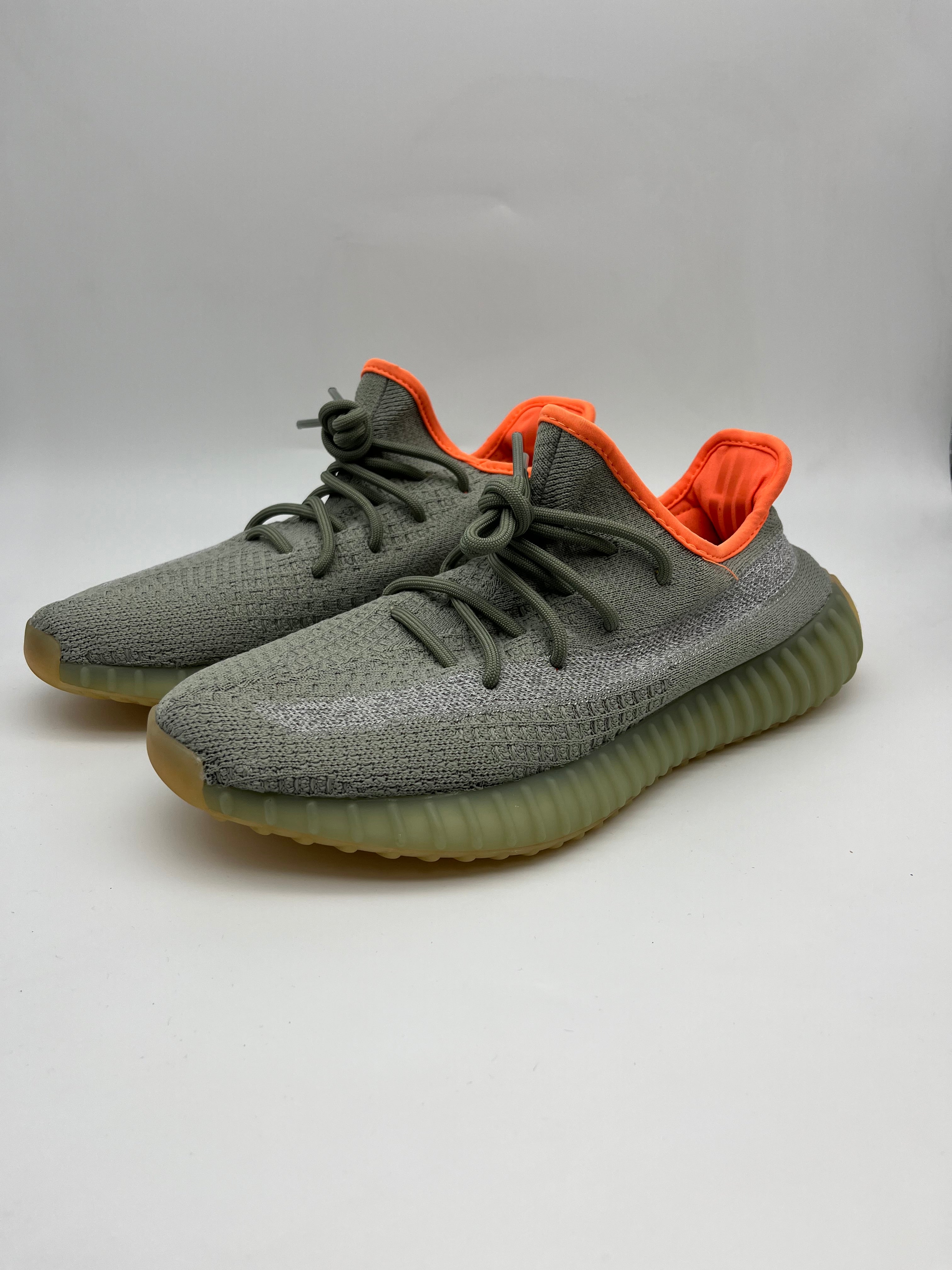 Használt - Yeezy 350 V2 Desert Sage (42 2/3)