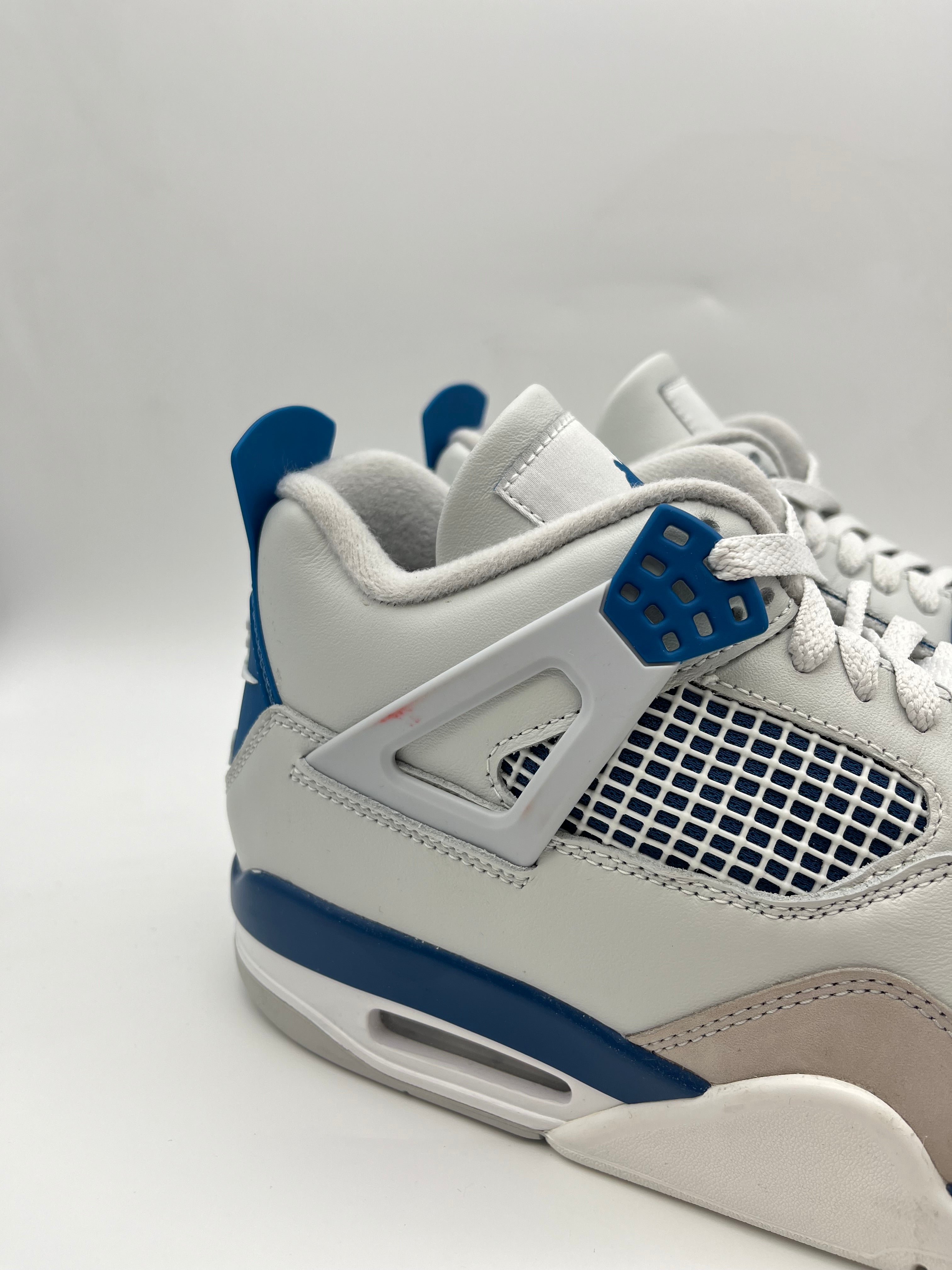 Újszerű - Jordan 4 Military Blue (45)