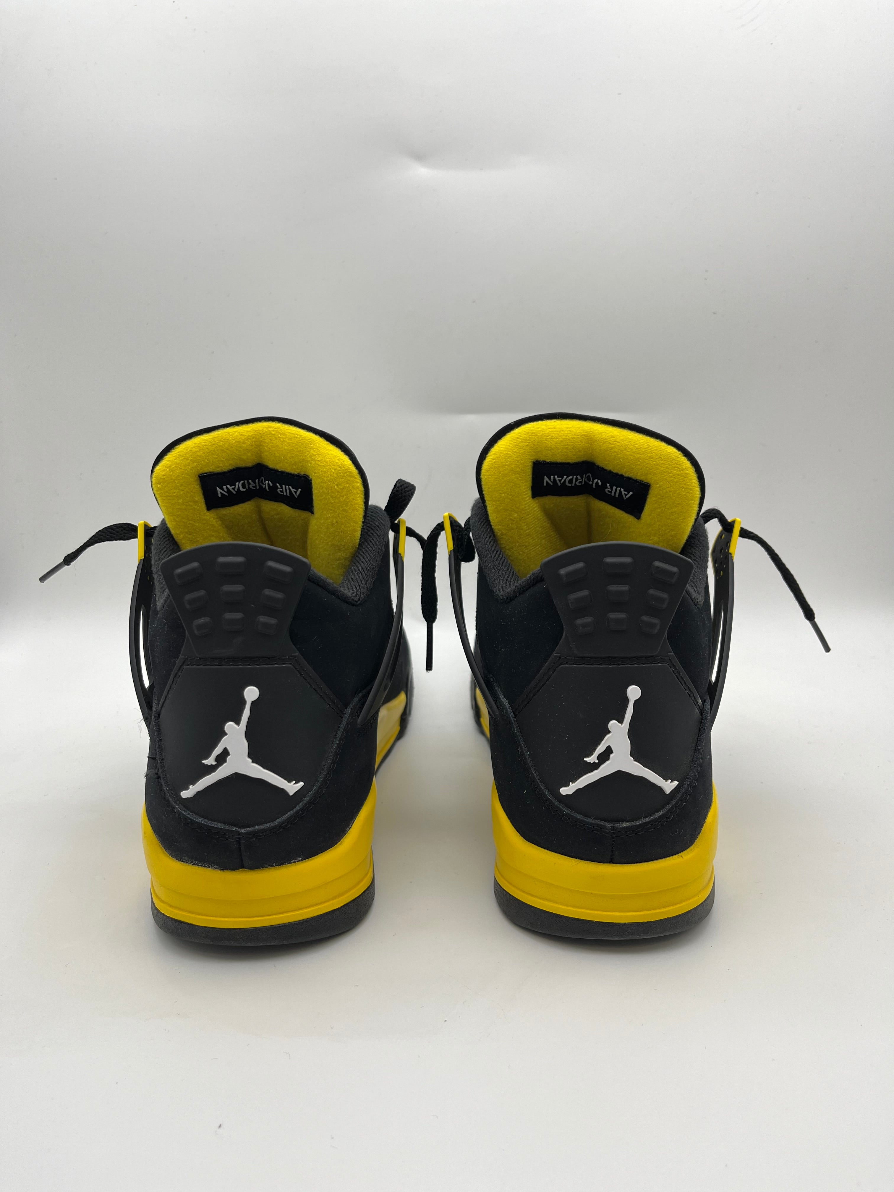 Használt - Jordan 4 Yellow Thunder (43)