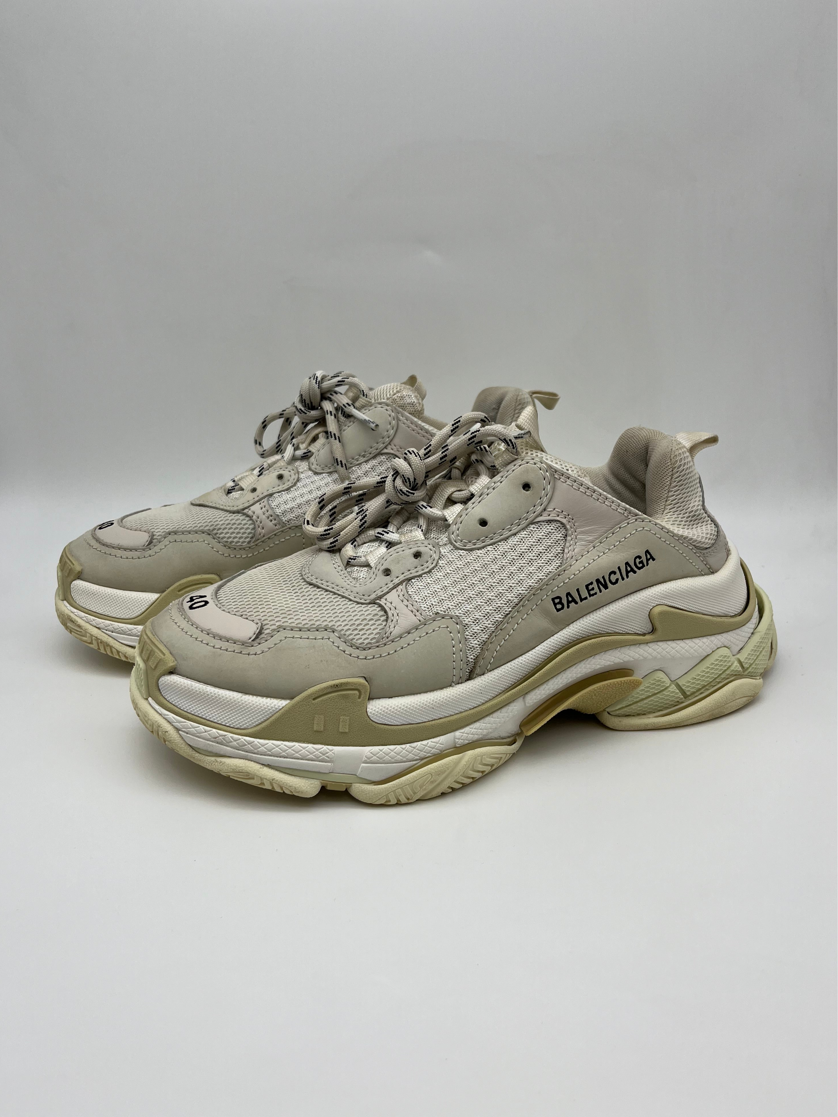 Használt - Balenciaga Triple S White (40)