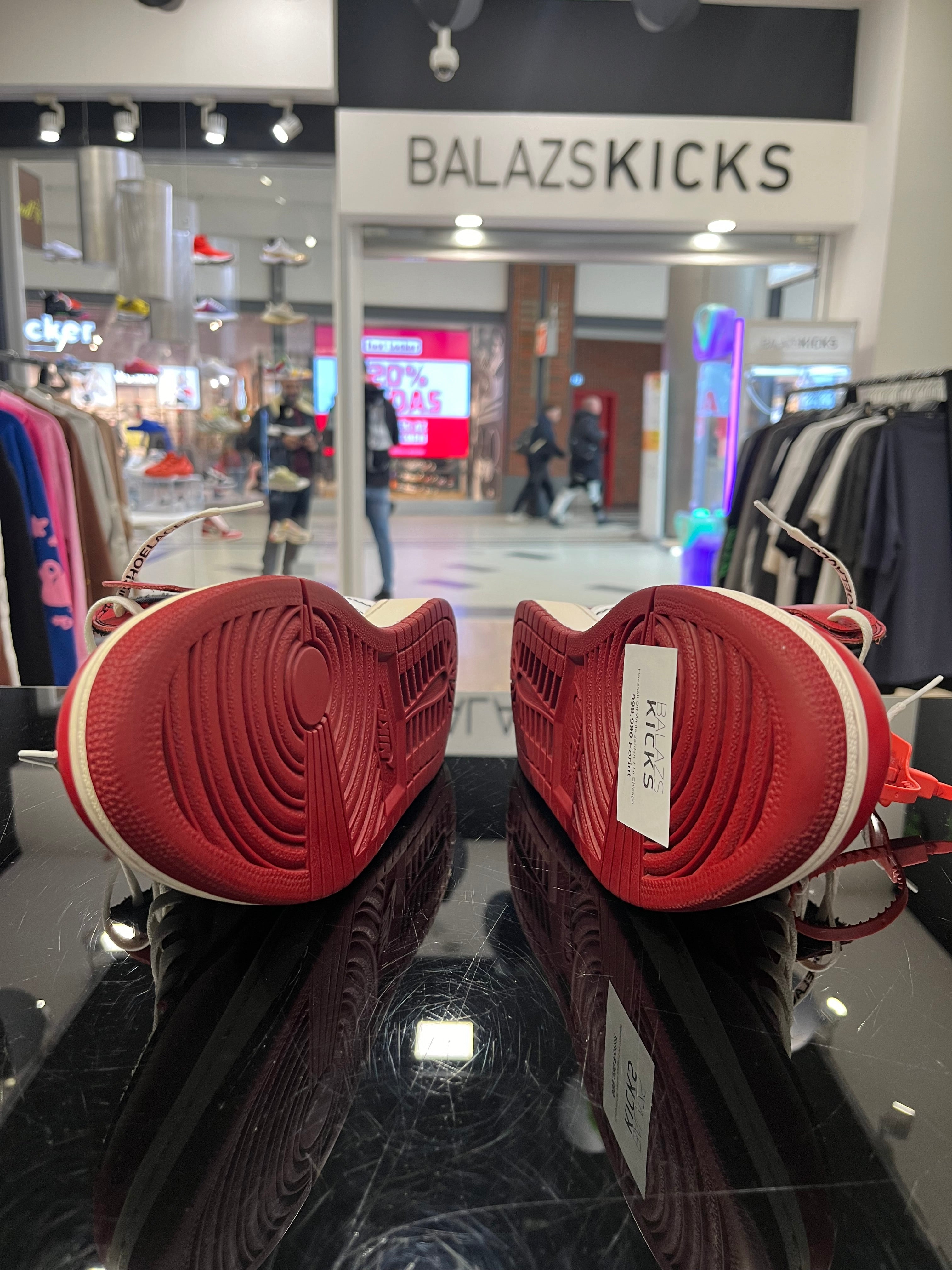 HASZNÁLT - Off White Jordan 1 High Chicago