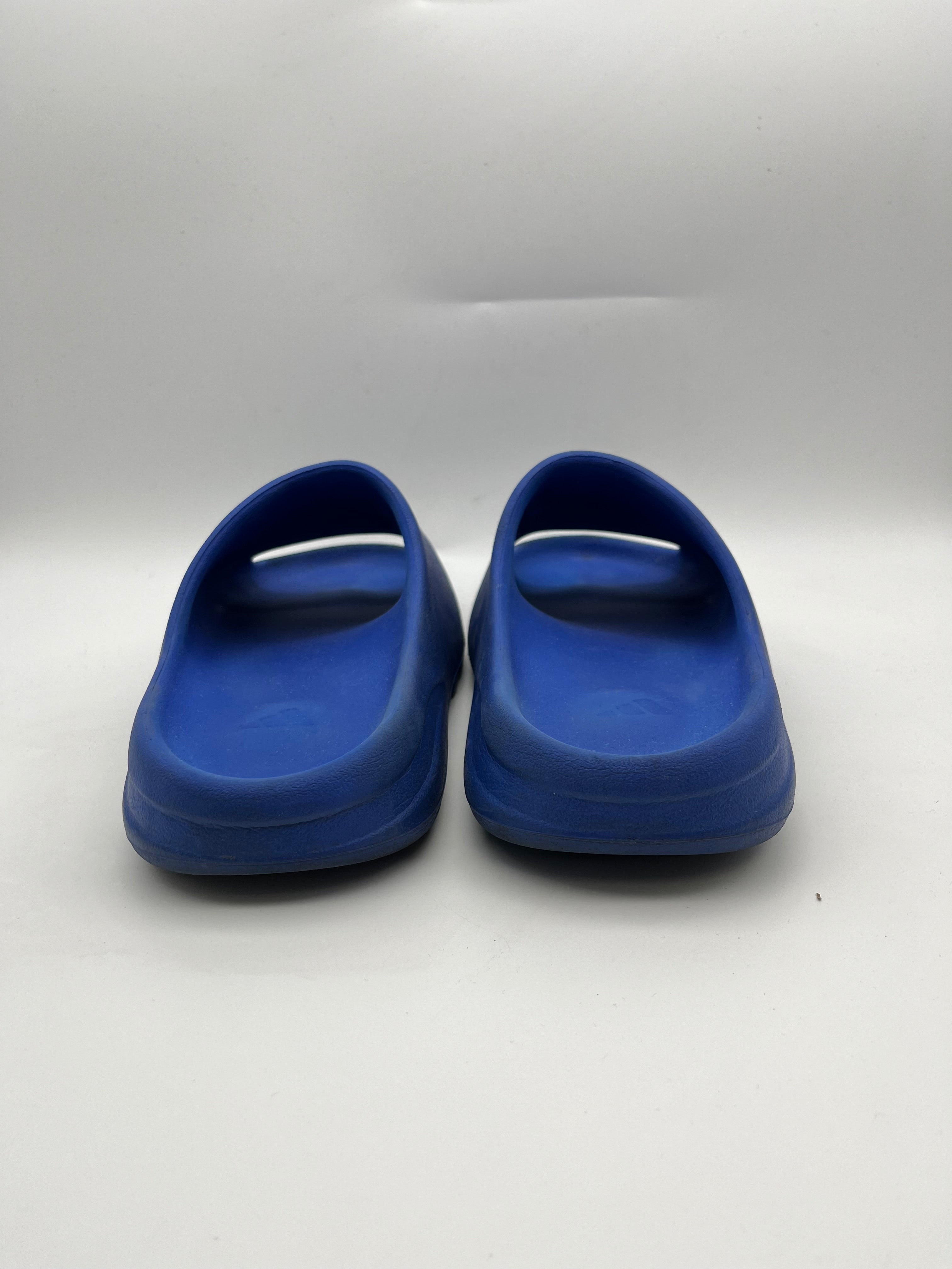 Használt - Yeezy Slide Azure (43)