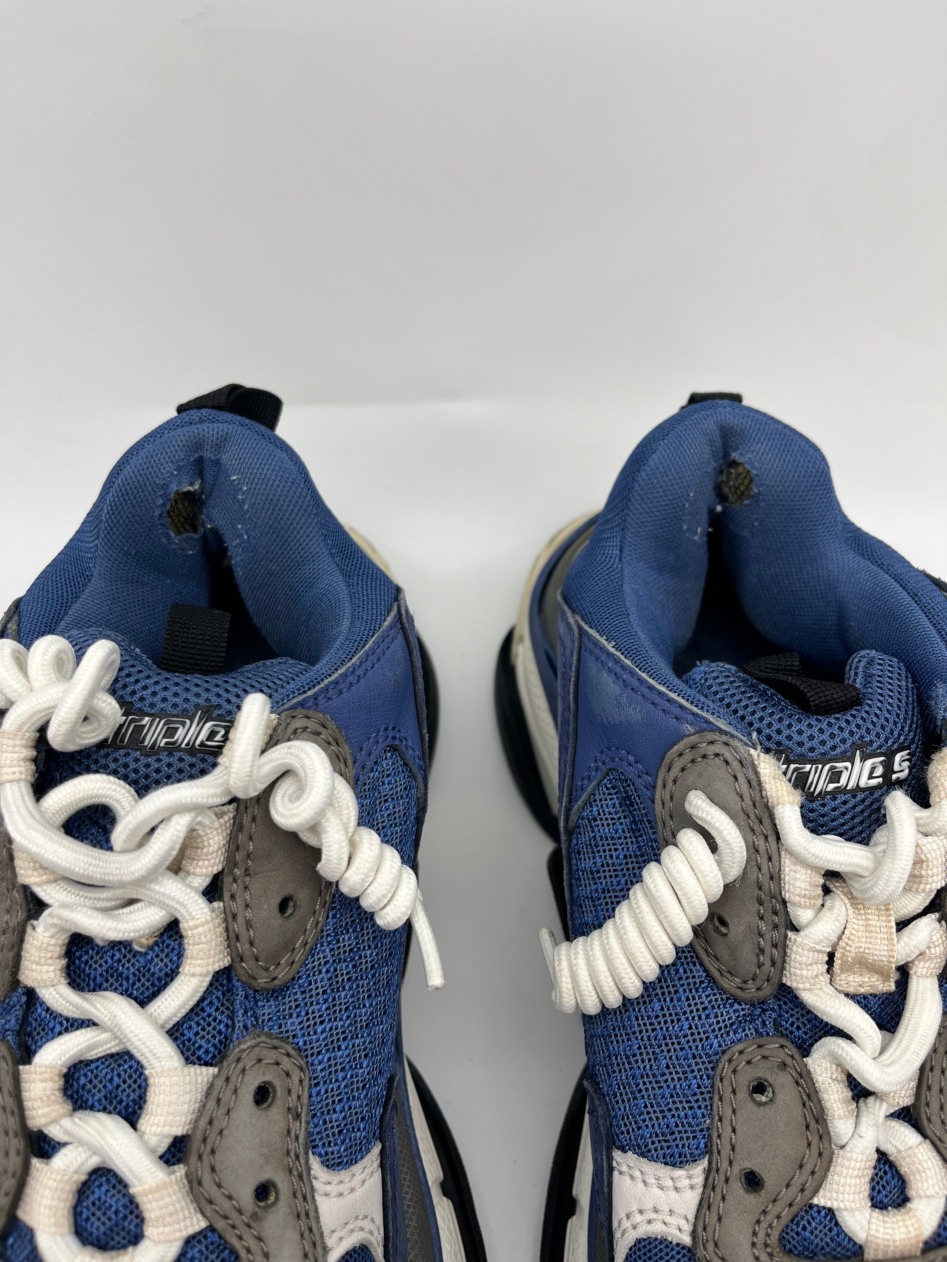 Használt - Balenciaga Triple S Navy Blue (40)