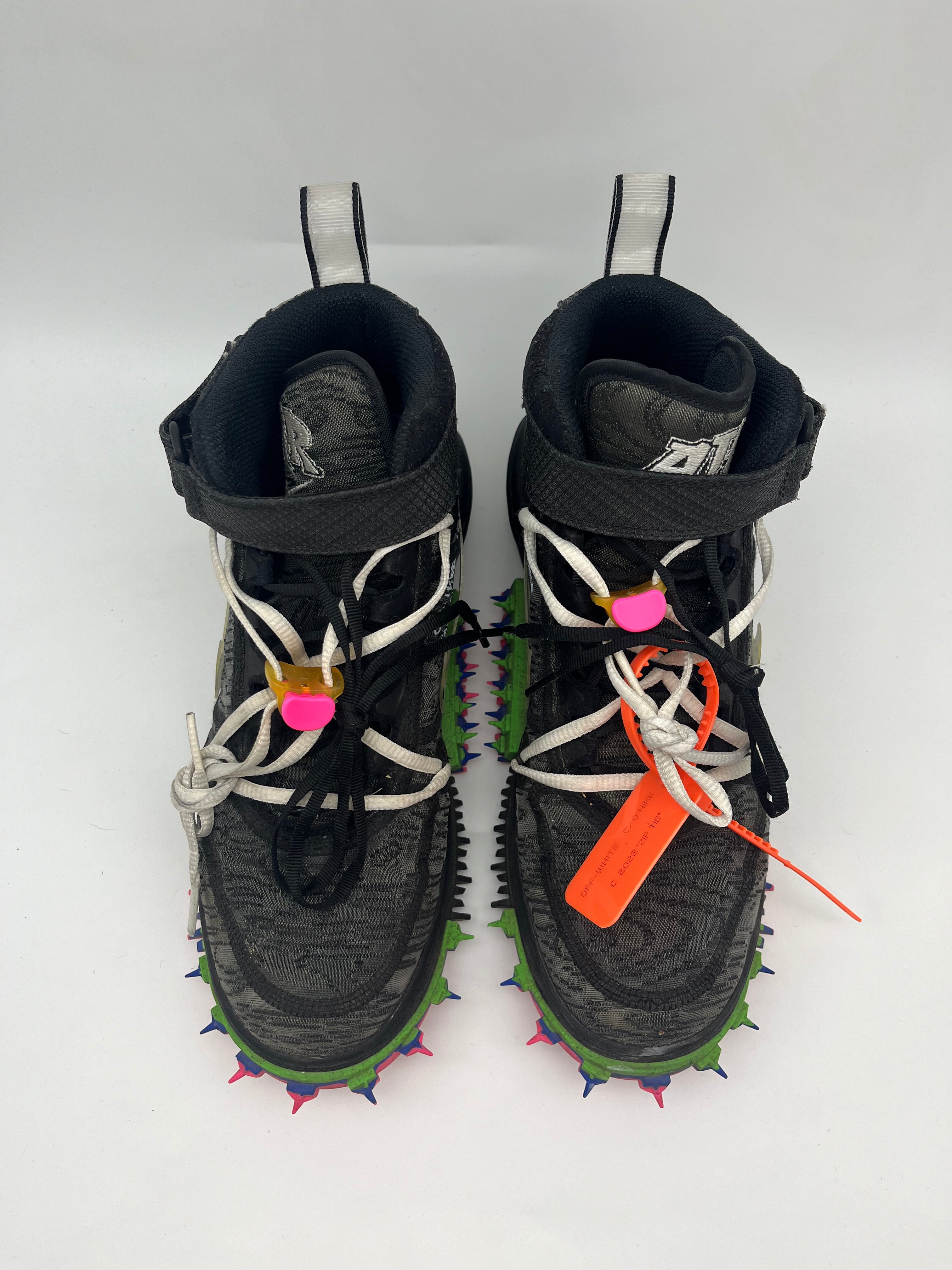 Használt - Air Force 1 Mid Off - White Black (42)