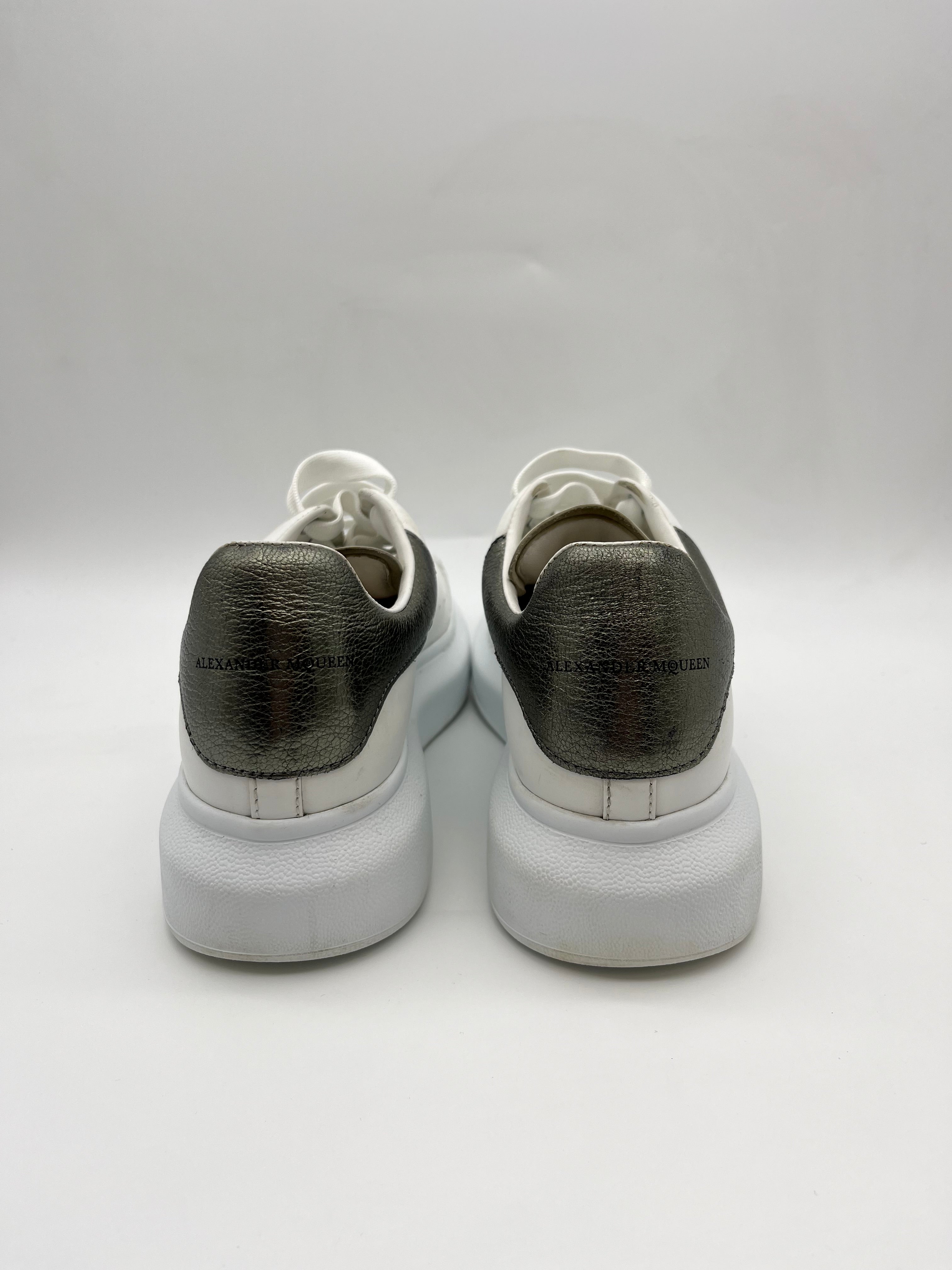 Használt - Alexander McQueen Silver (38)