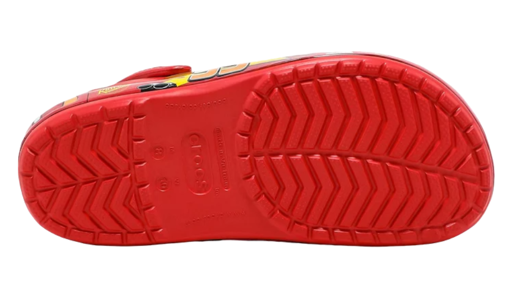 Bărbați Crocs x Cars „Fulger McQueen”.
