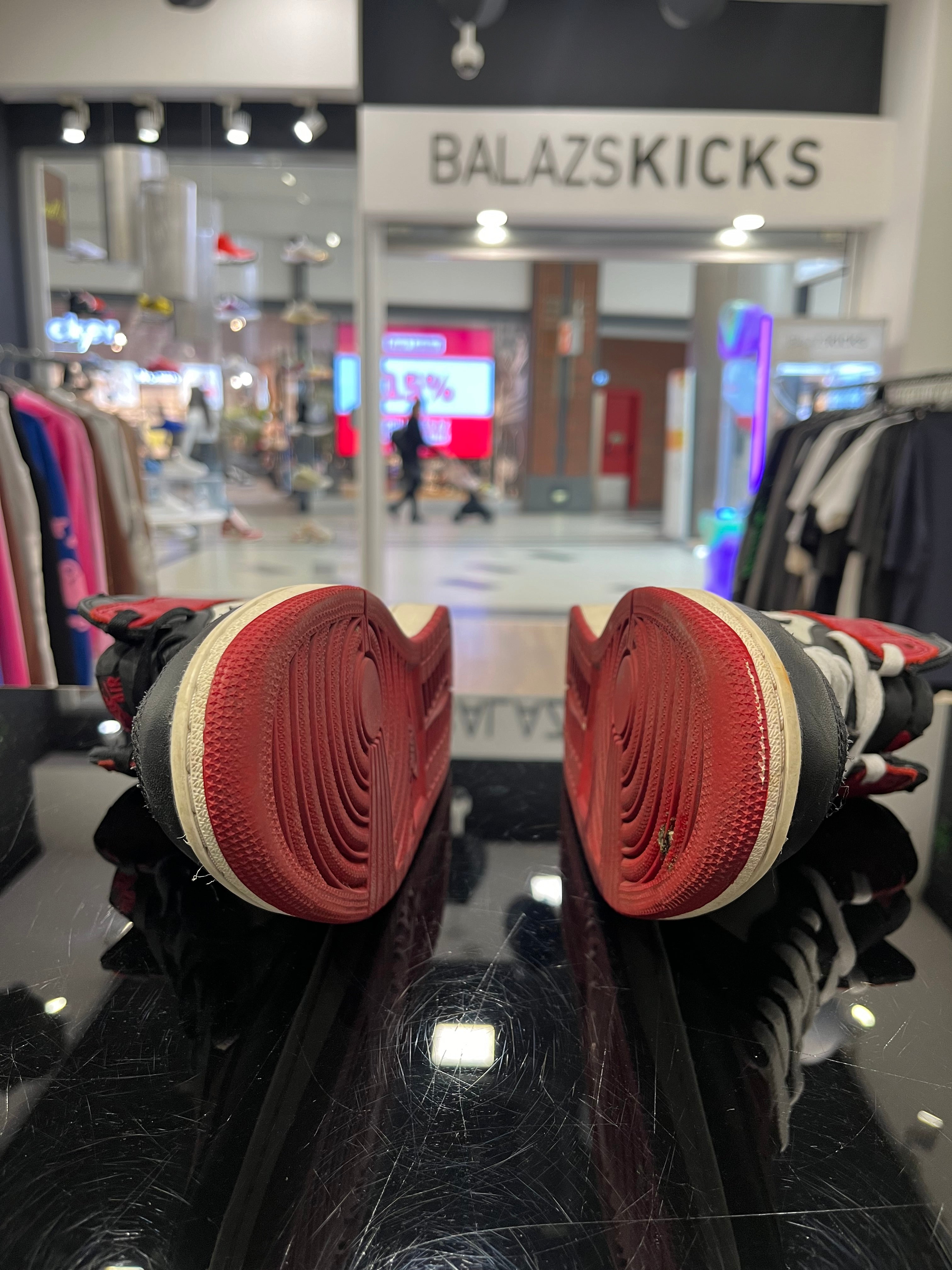 HASZNÁLT - Jordan 1 High OG Bred Toe