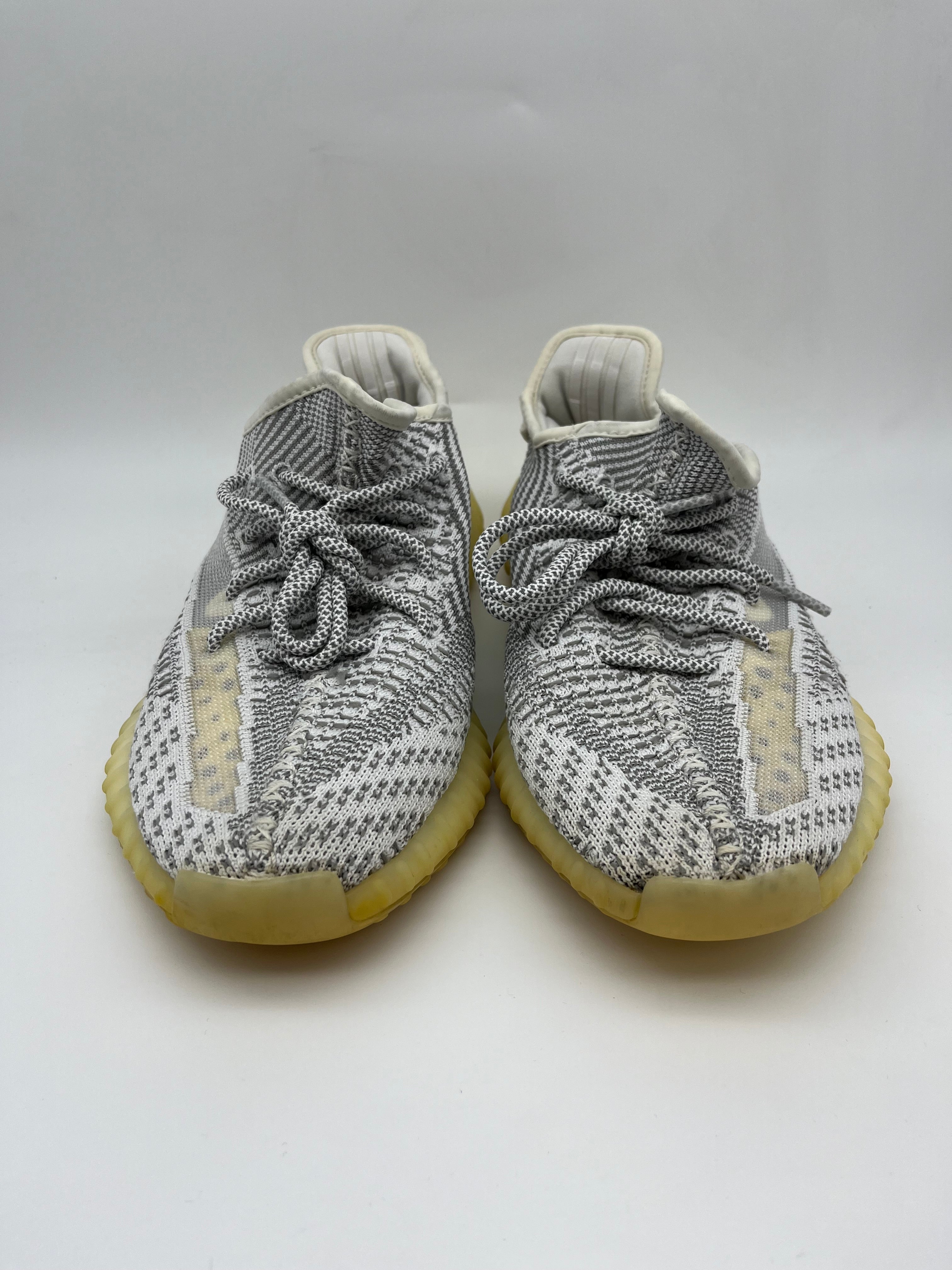 Használt - Yeezy 350 V2 Static (42)