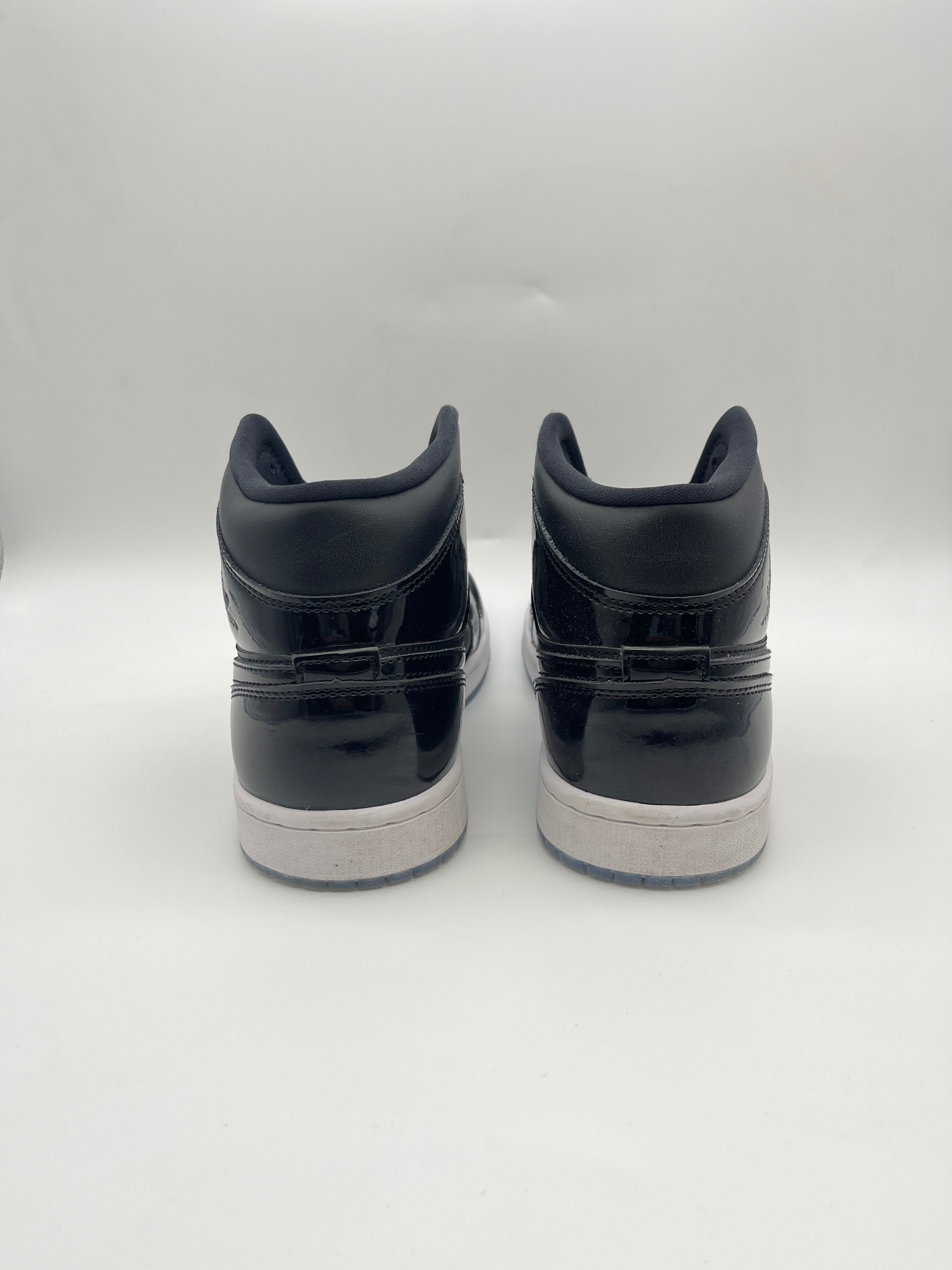Használt - Jordan 1 Mid Space Jam (42)