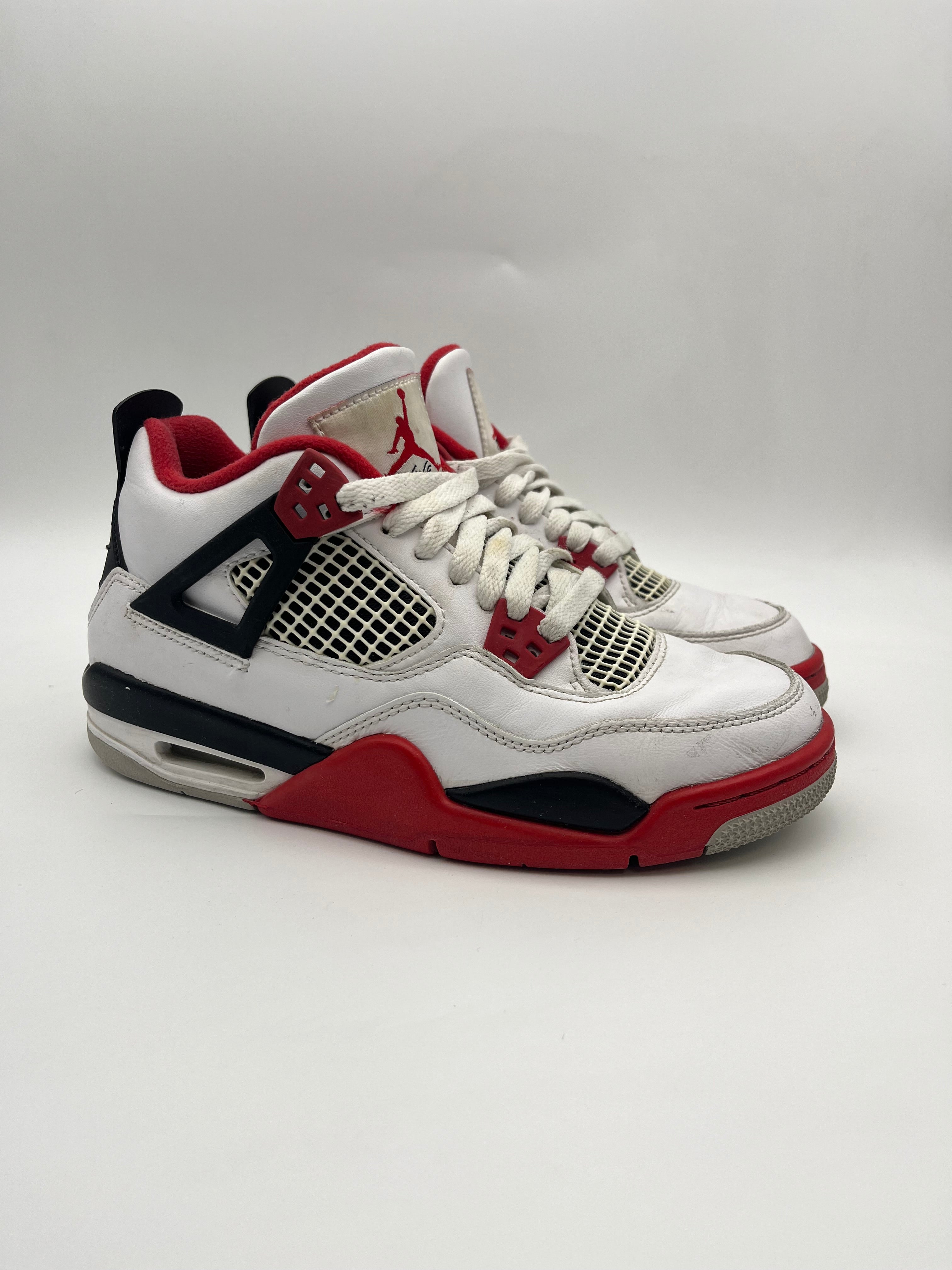 Használt - Jordan 4 Fire Red 2020 (38)