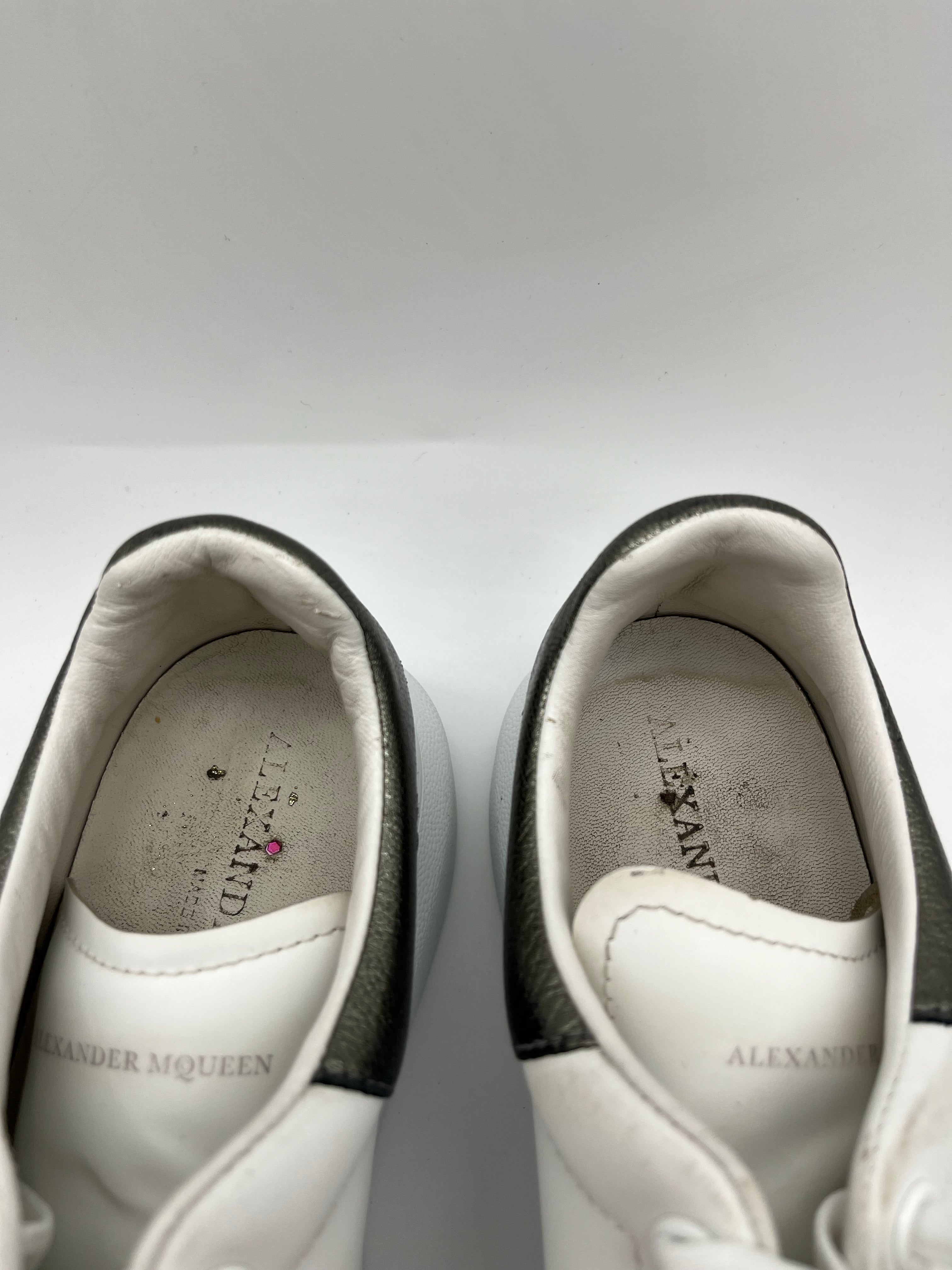Használt - Alexander McQueen Silver (38)