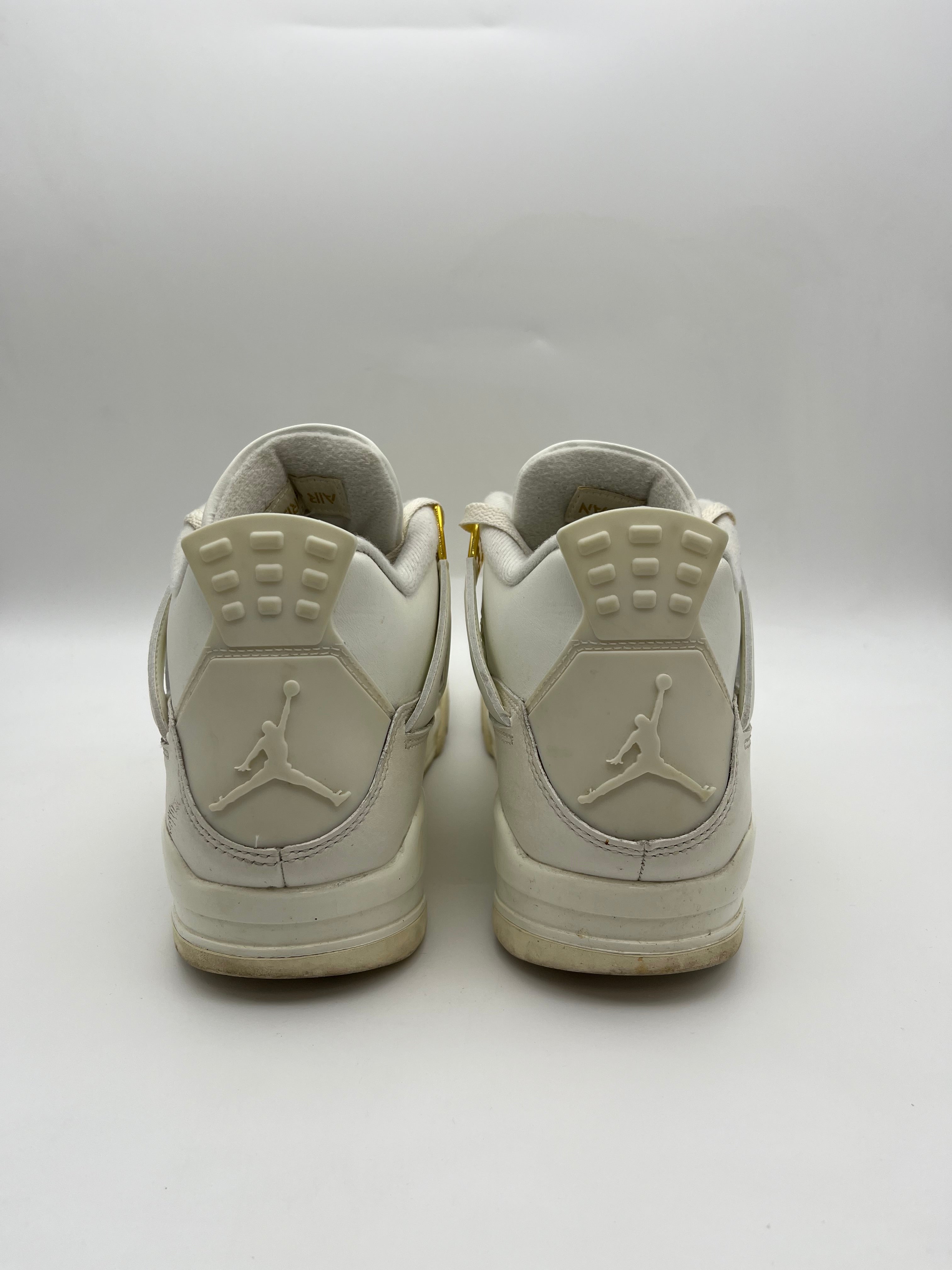 Használt - Jordan 4 Metallic Gold (43)