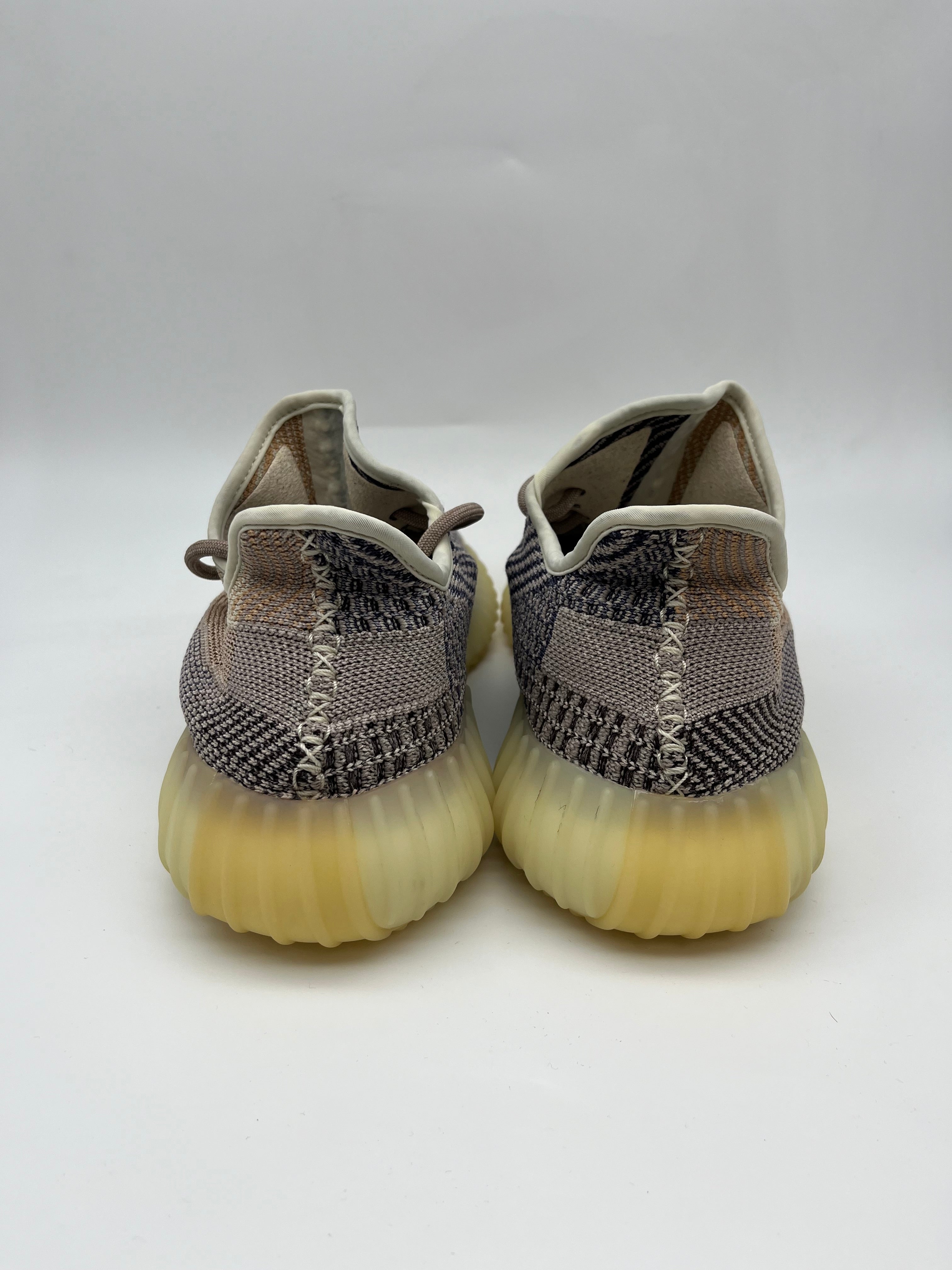 Használt - Yeezy 350 V2 Ash Pearl (42 2/3)