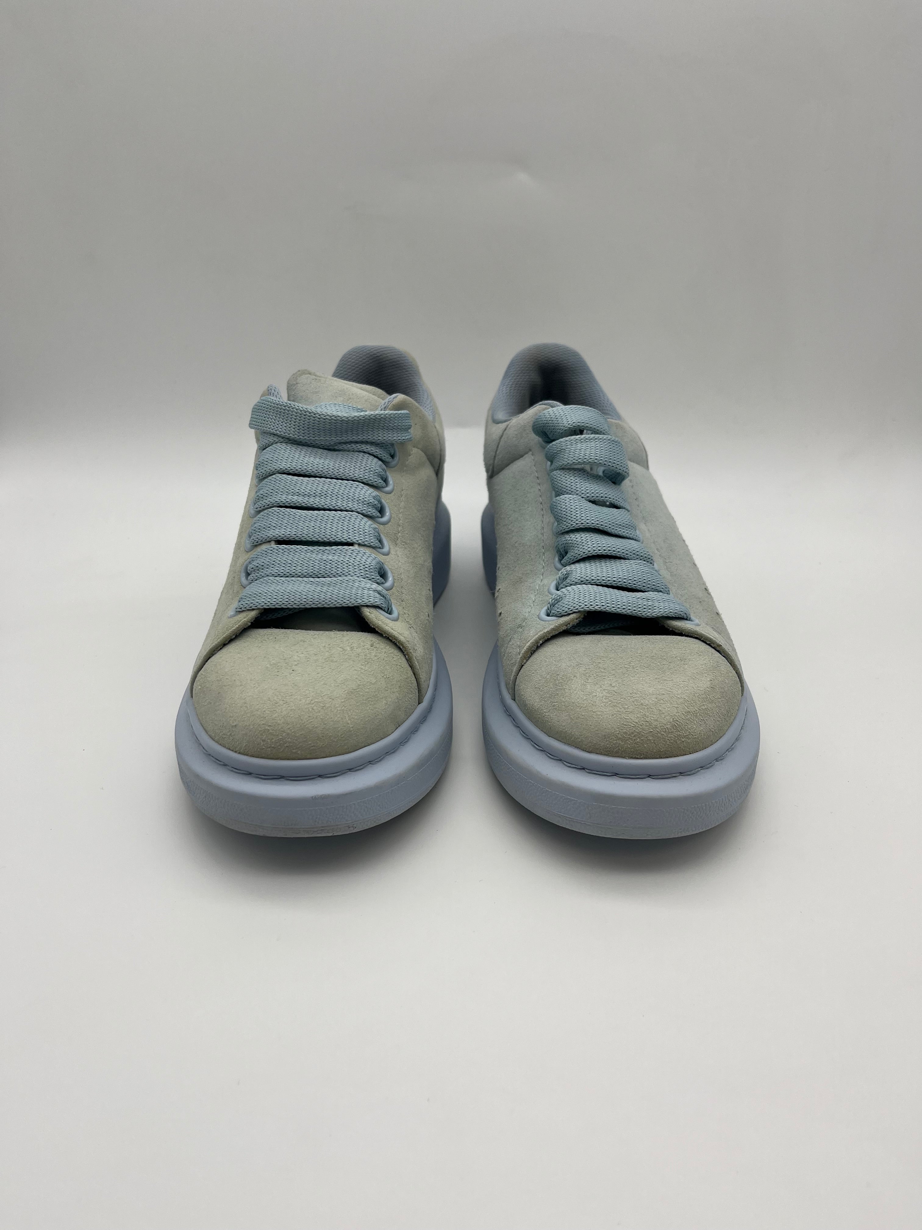 Használt - Alexander McQueen Blue Suede (38)