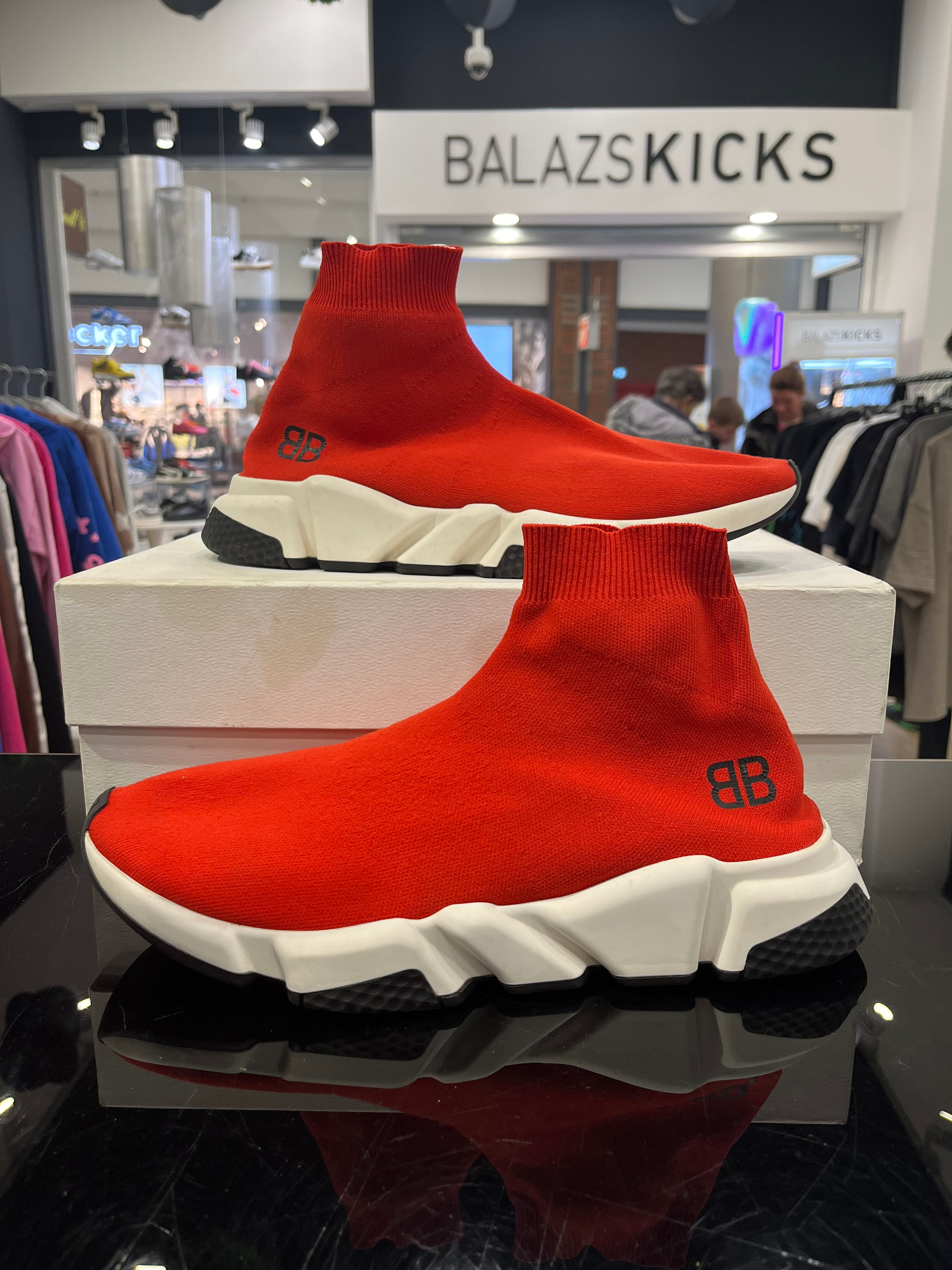 HASZNÁLT - Balenciaga Speed Trainer Red (44)