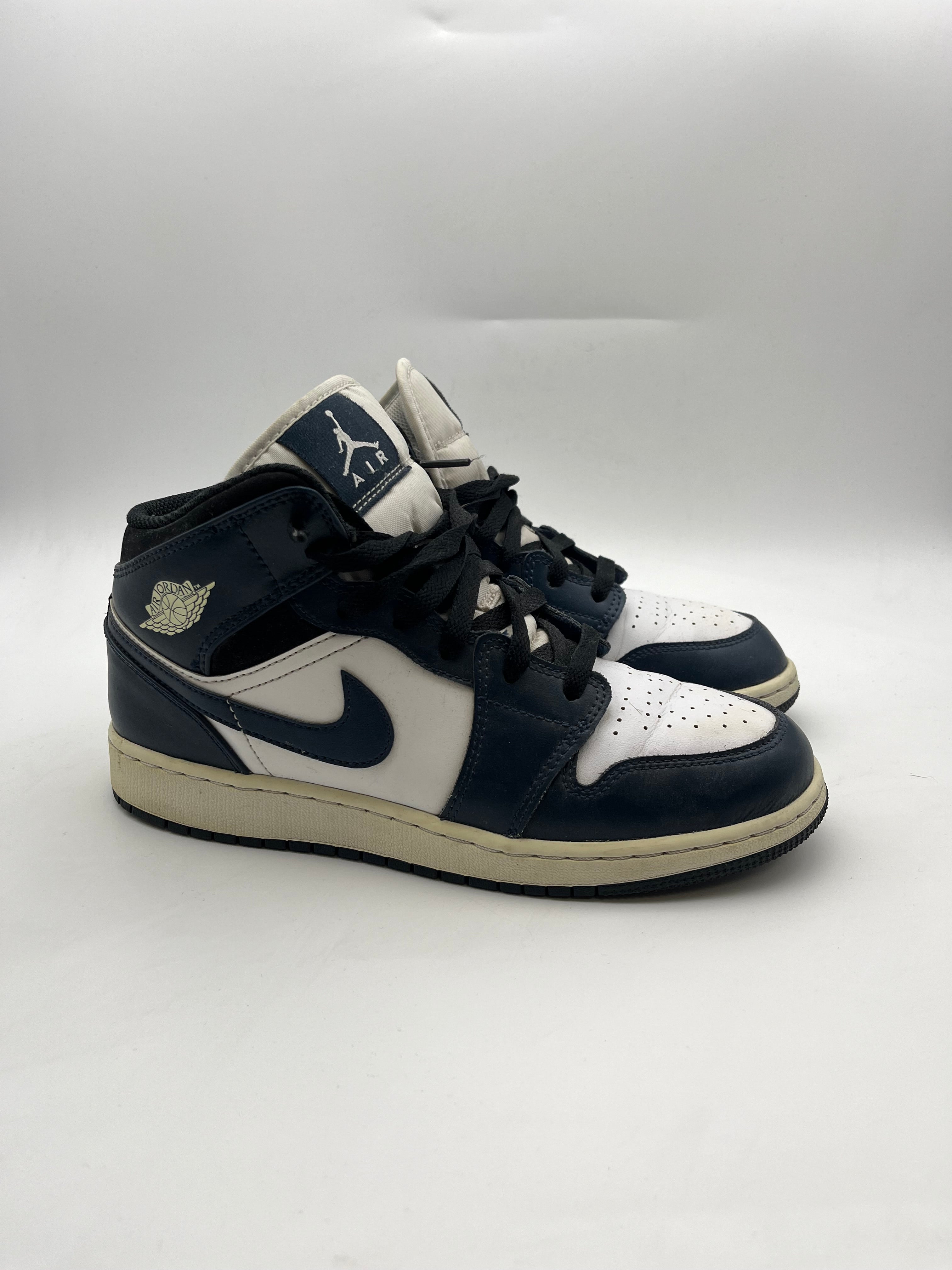 Használt - Jordan 1 Mid Armory Navy (39)