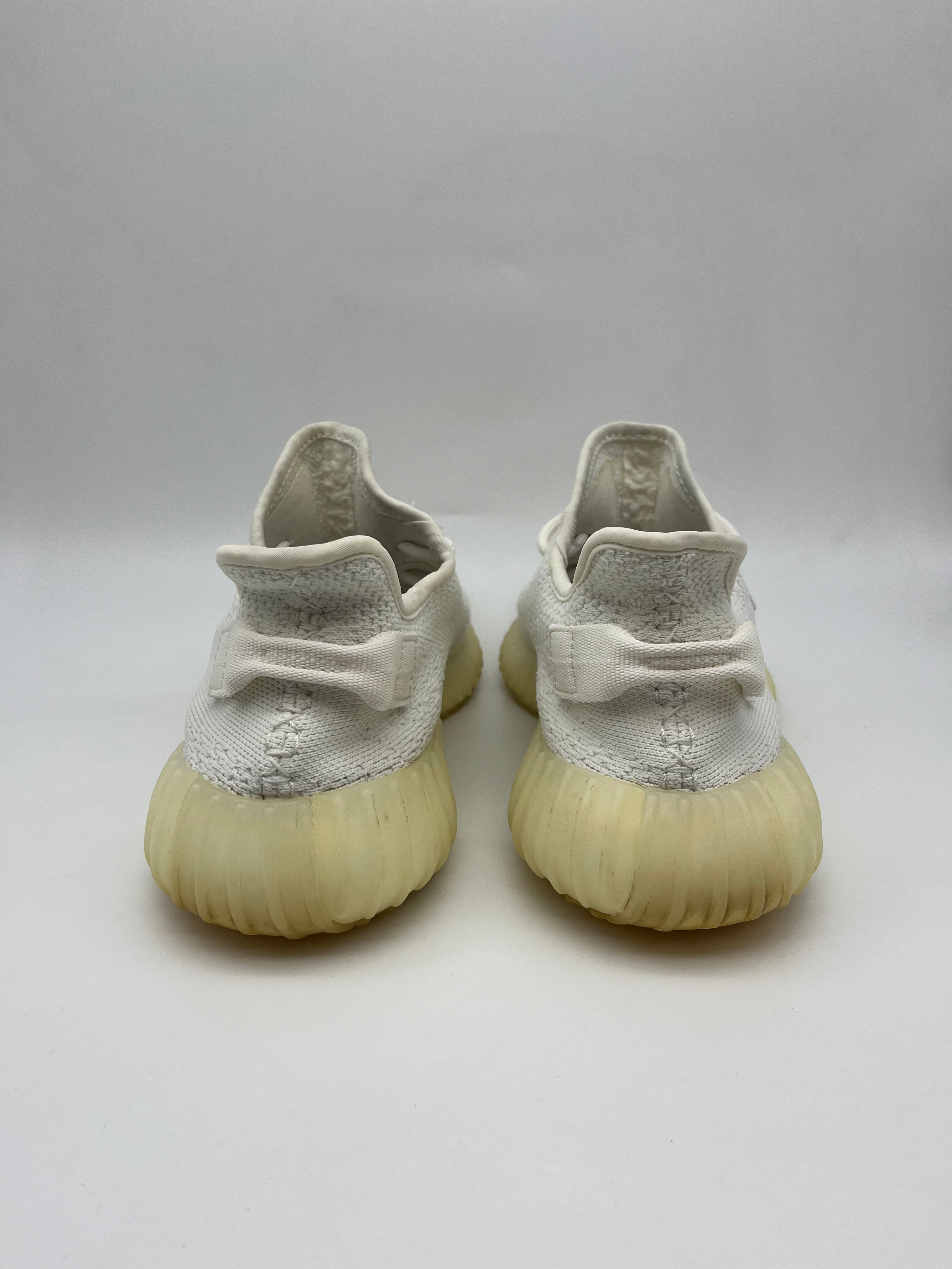 Használt - Yeezy 350 V2 Cream White (42 2/3)