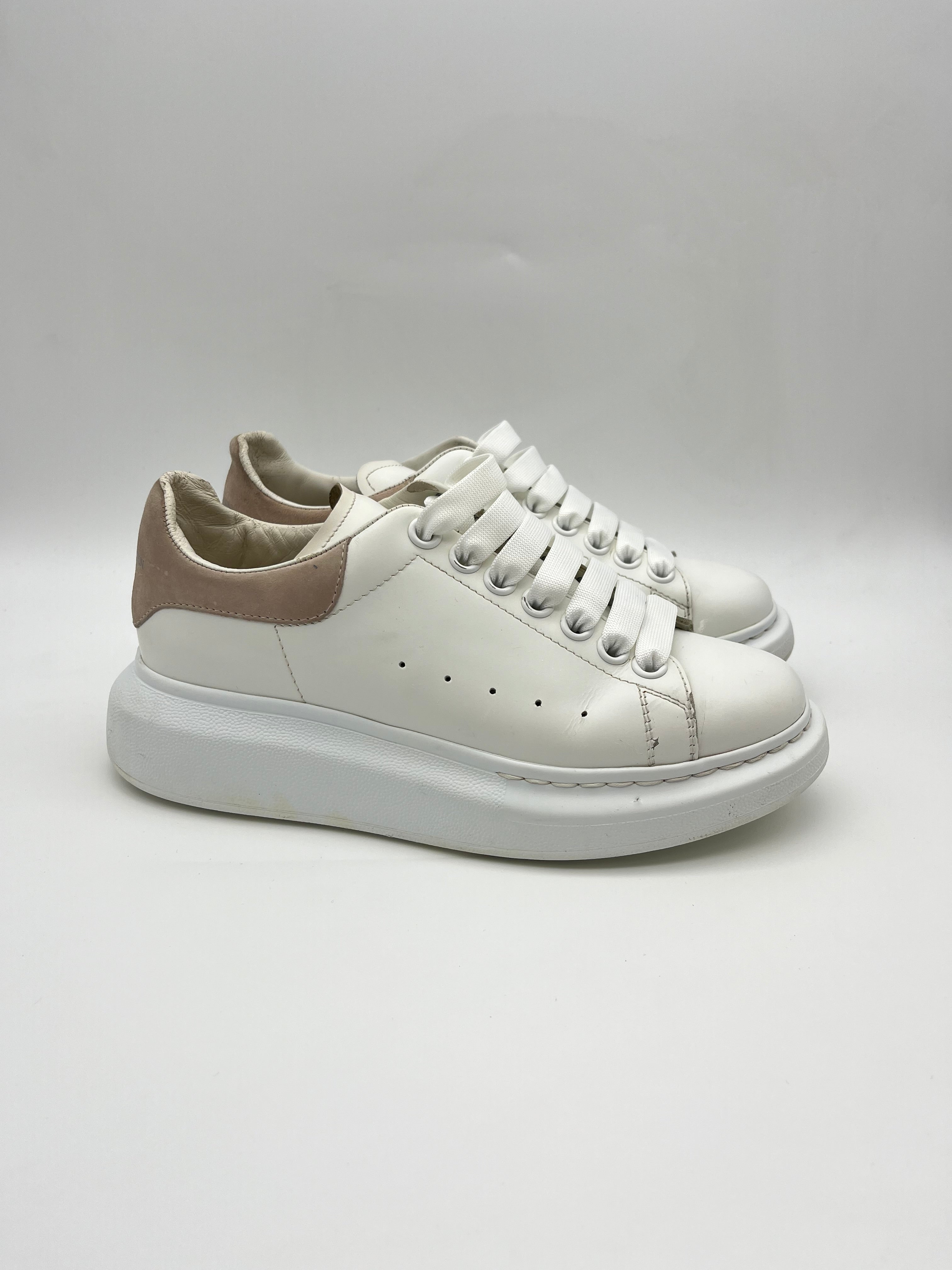 Használt - Alexander McQueen Nude Pink (36 1/2)