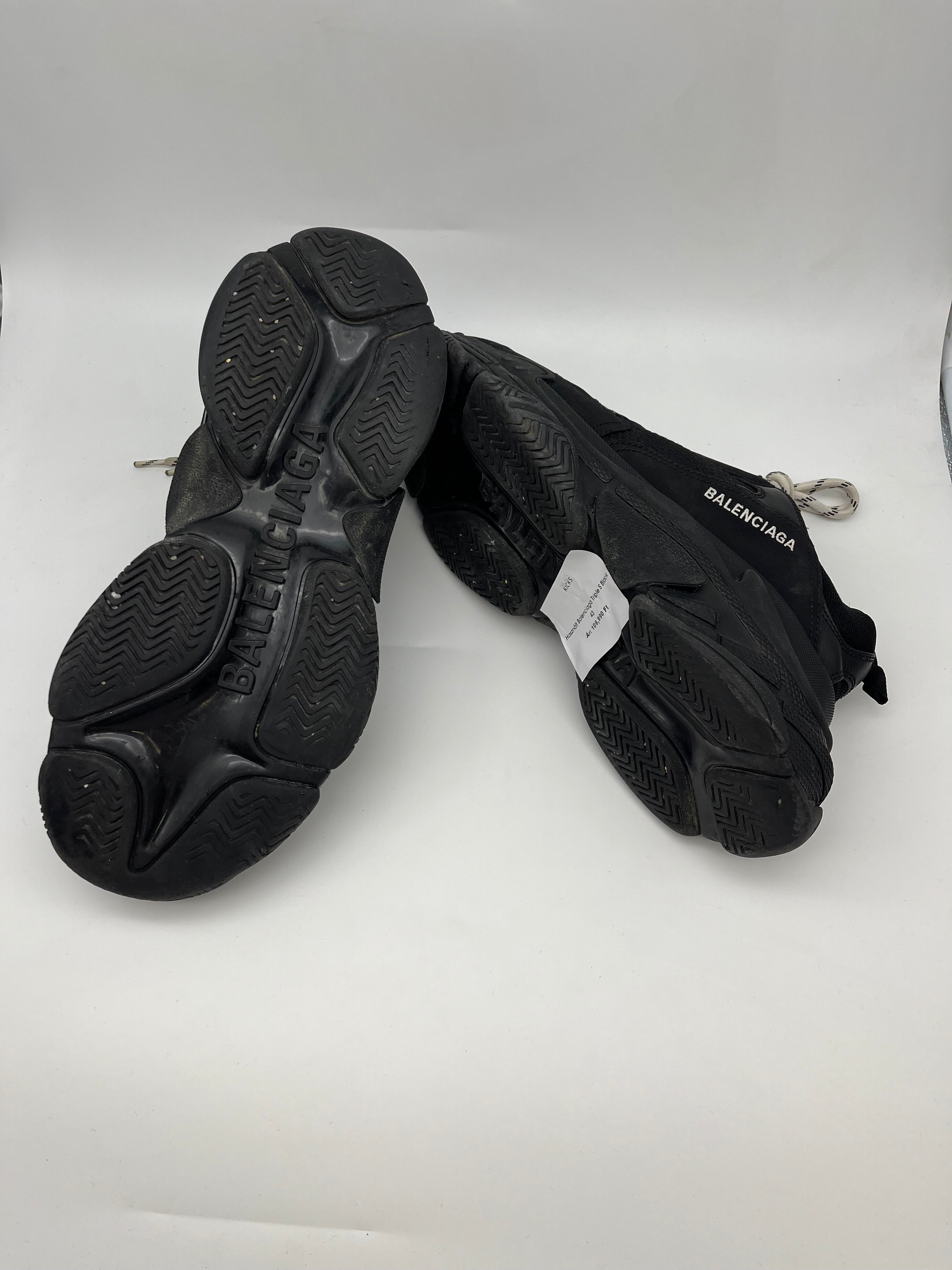 Használt - Balenciaga Triple S Black (43)