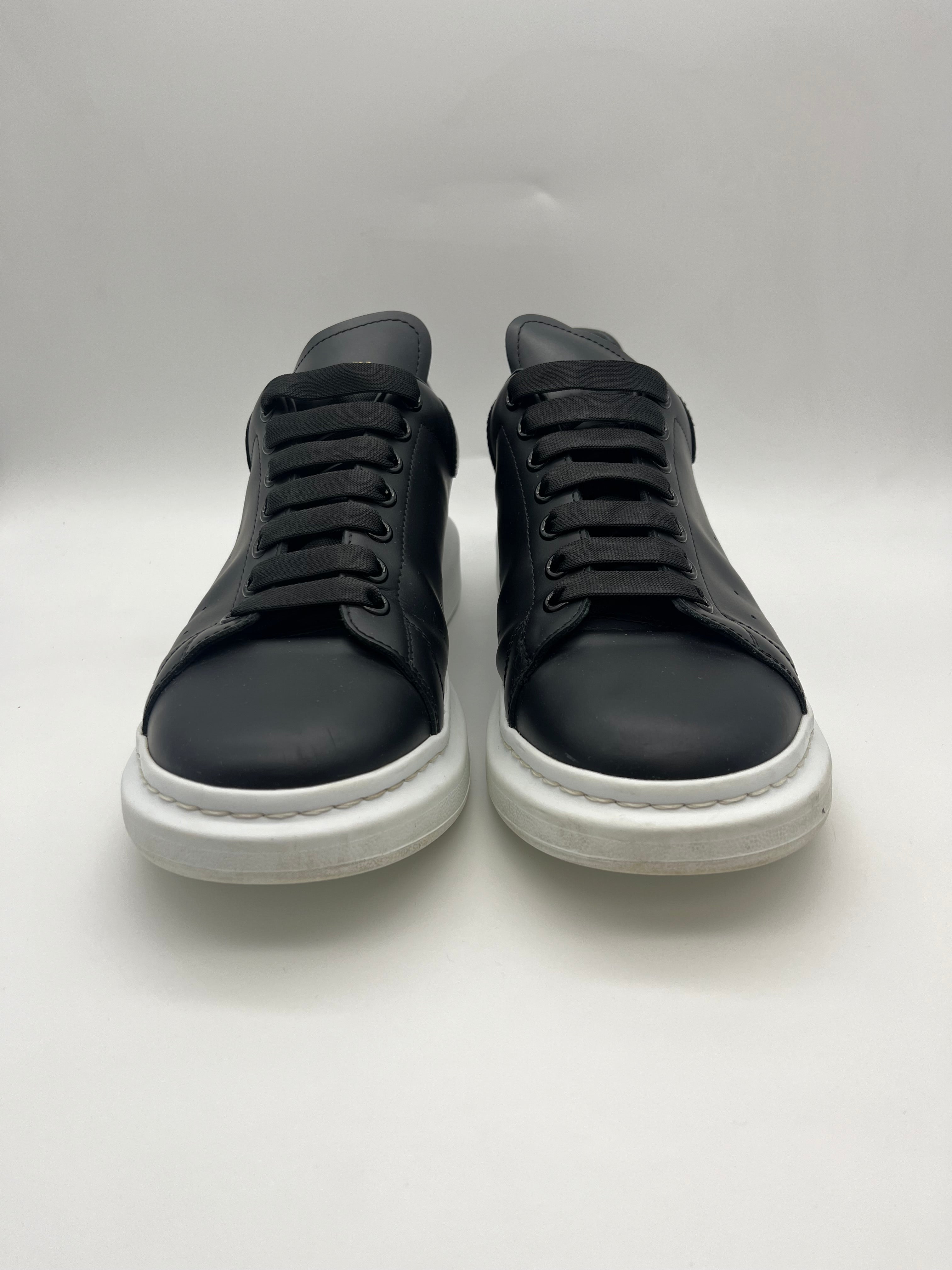 Használt - Alexander McQueen Black White Sole (43 1/2)