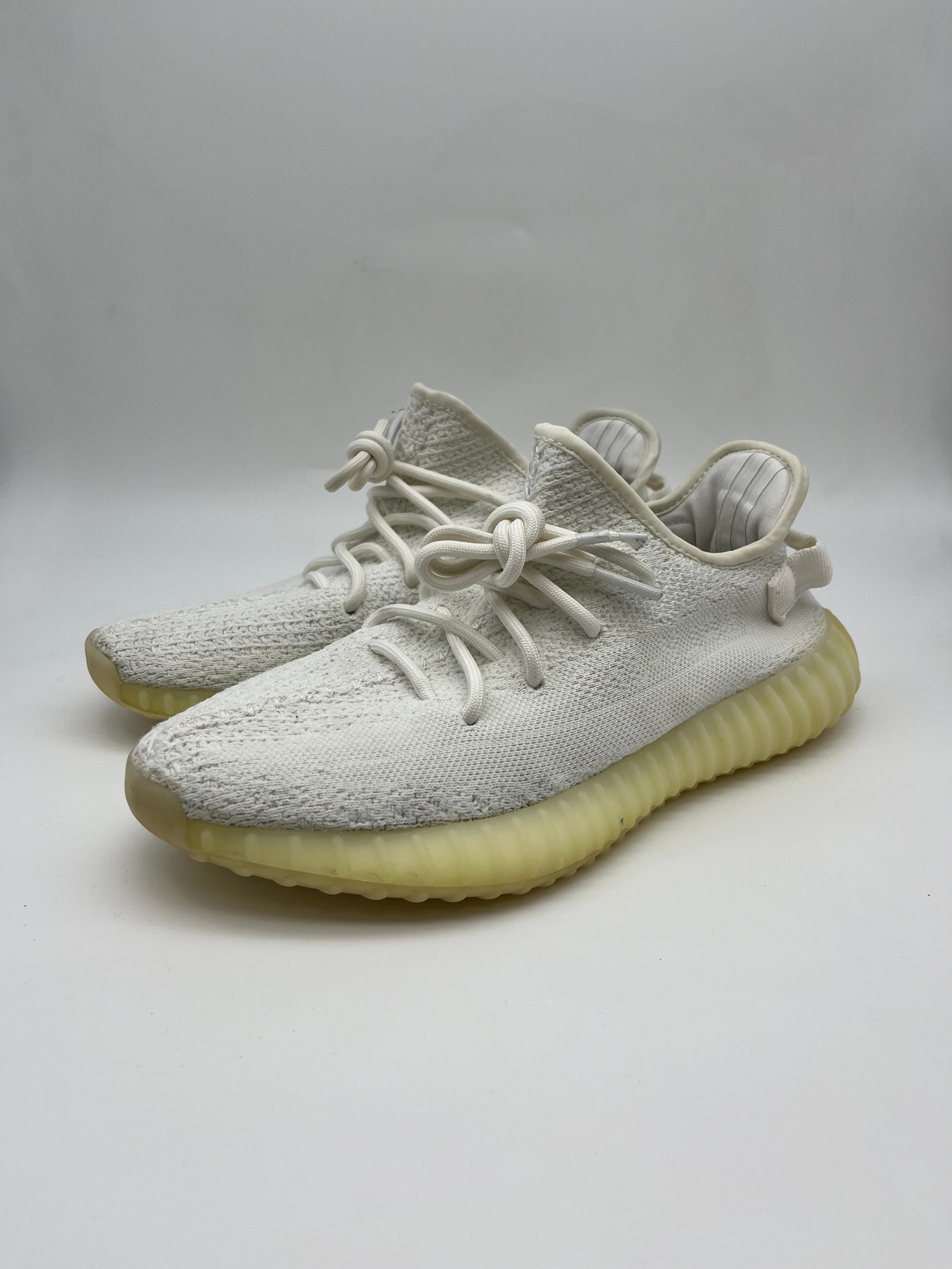 Használt - Yeezy 350 V2 Cream White (42)
