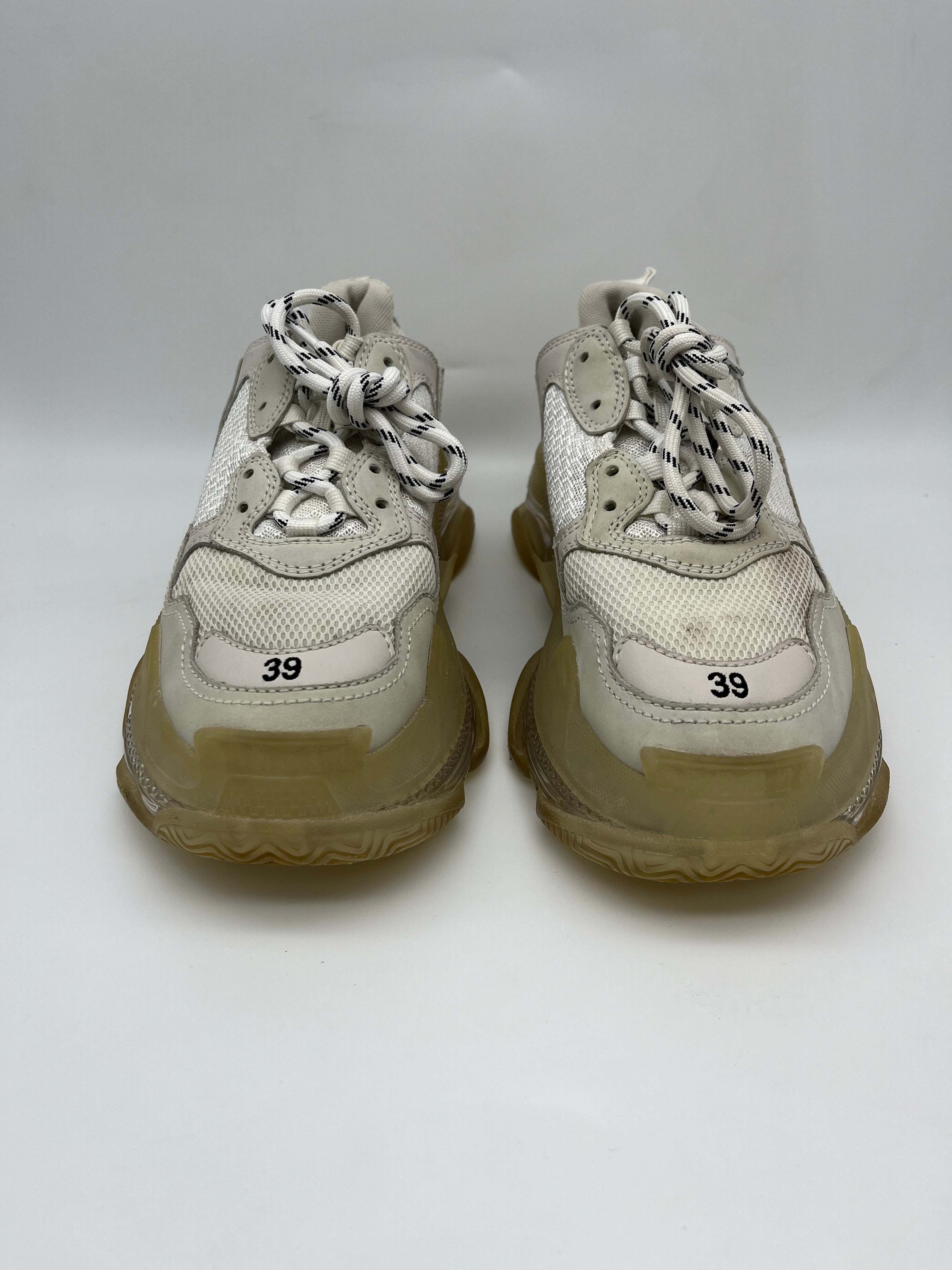 Használt - Balenciaga Triple S Clear Sole White (39)