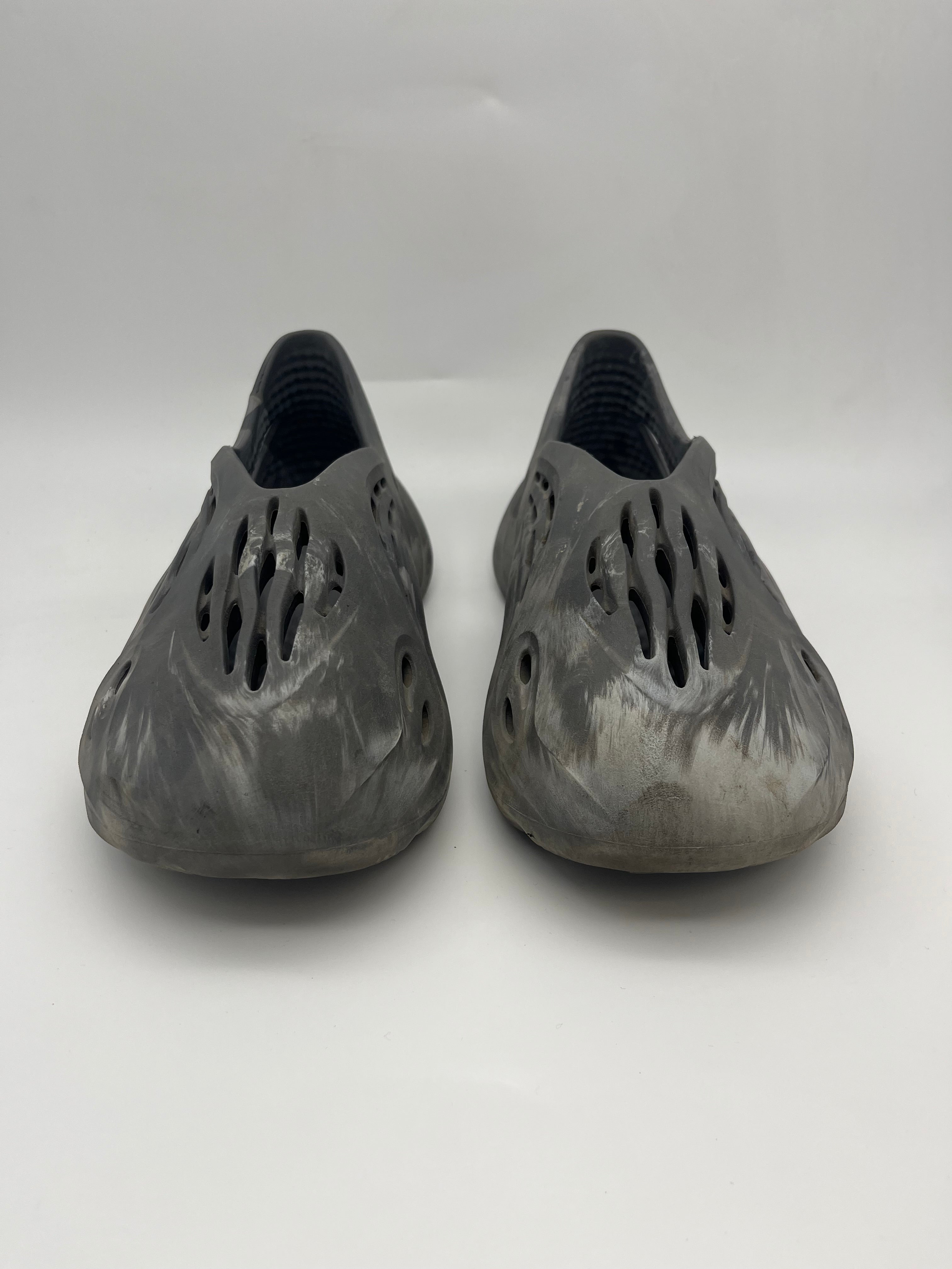 Használt - Yeezy Foam Rnnr Mx Granit (43)