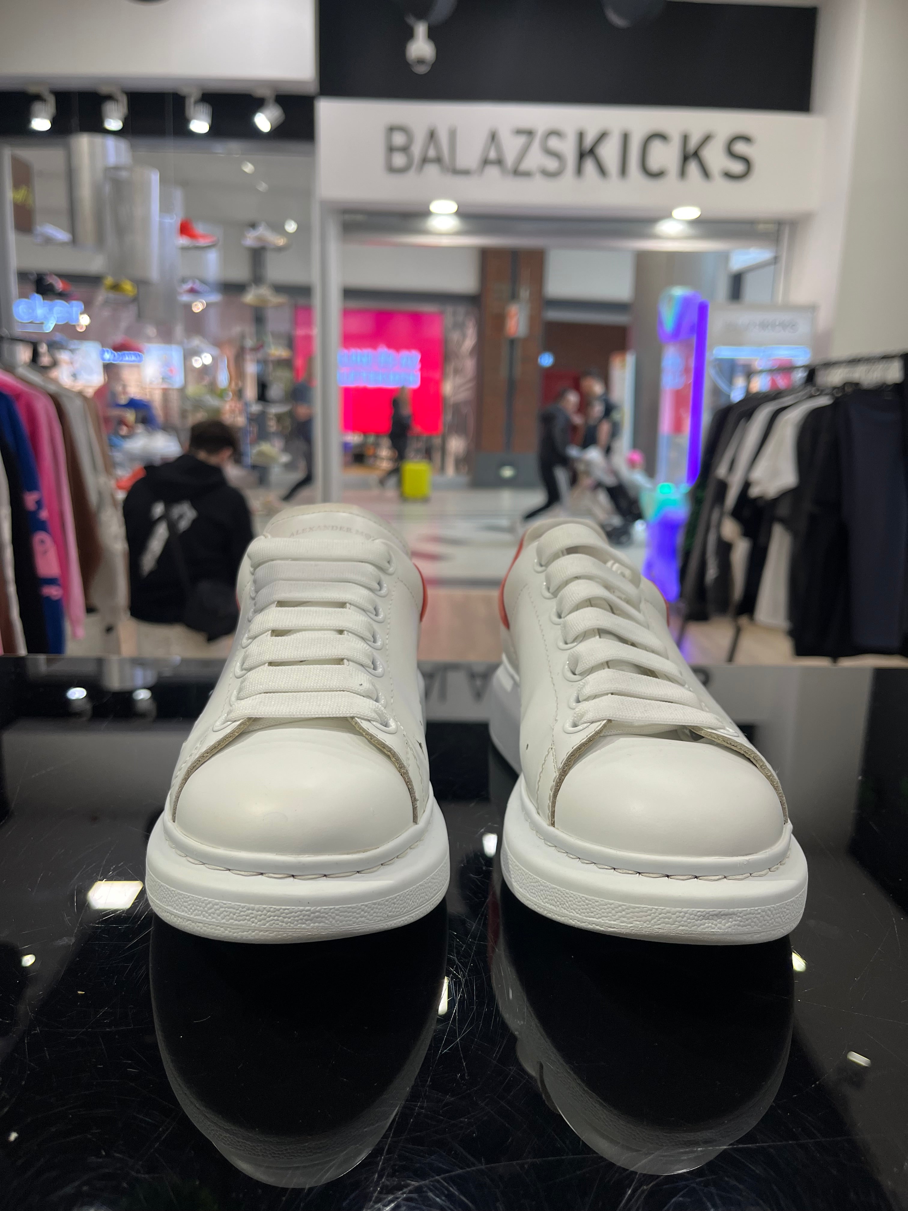 HASZNÁLT - Alexander McQueen White Red Heel (37 1/2)