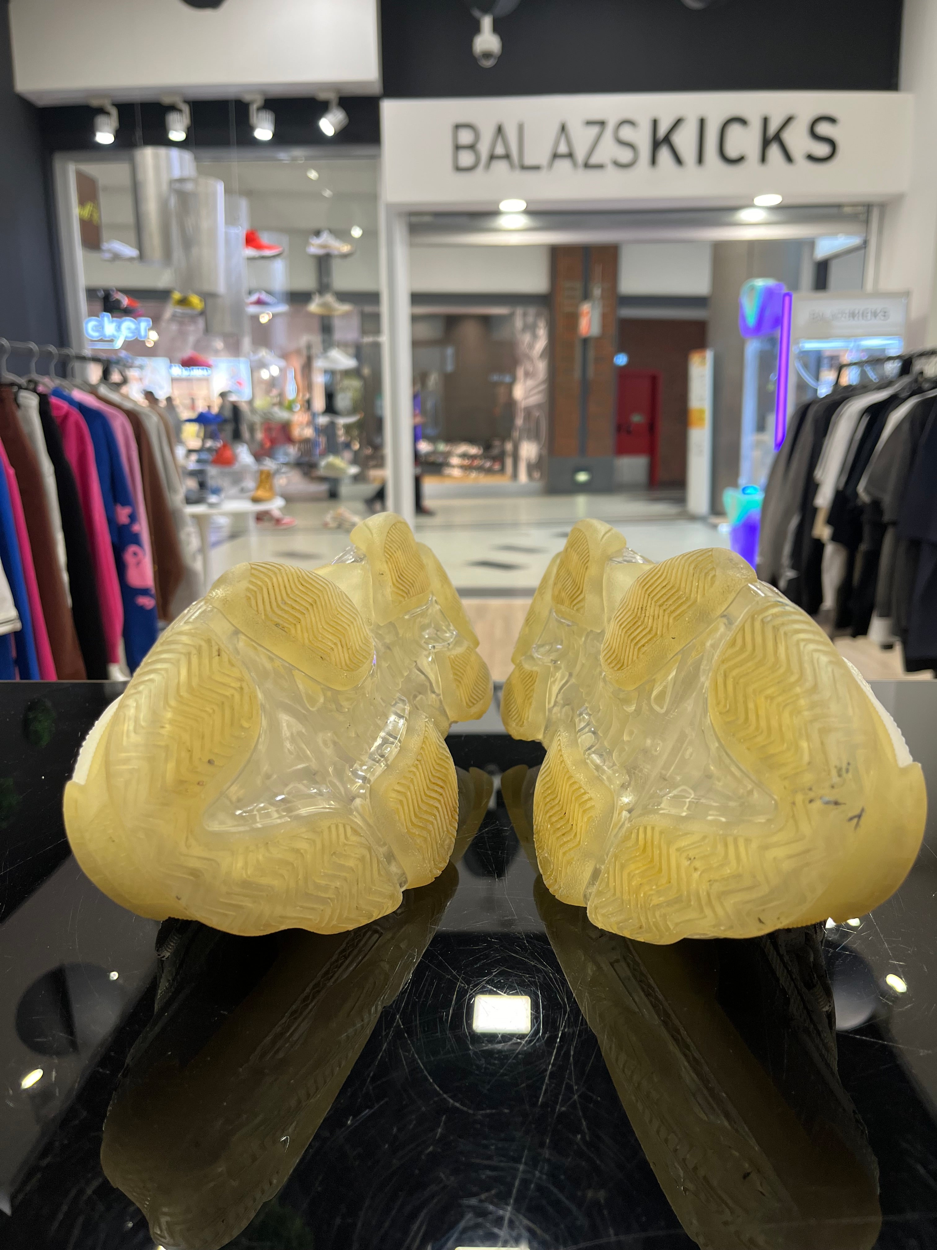 HASZNÁLT - Balenciaga Triple S Clear Sole White (39)