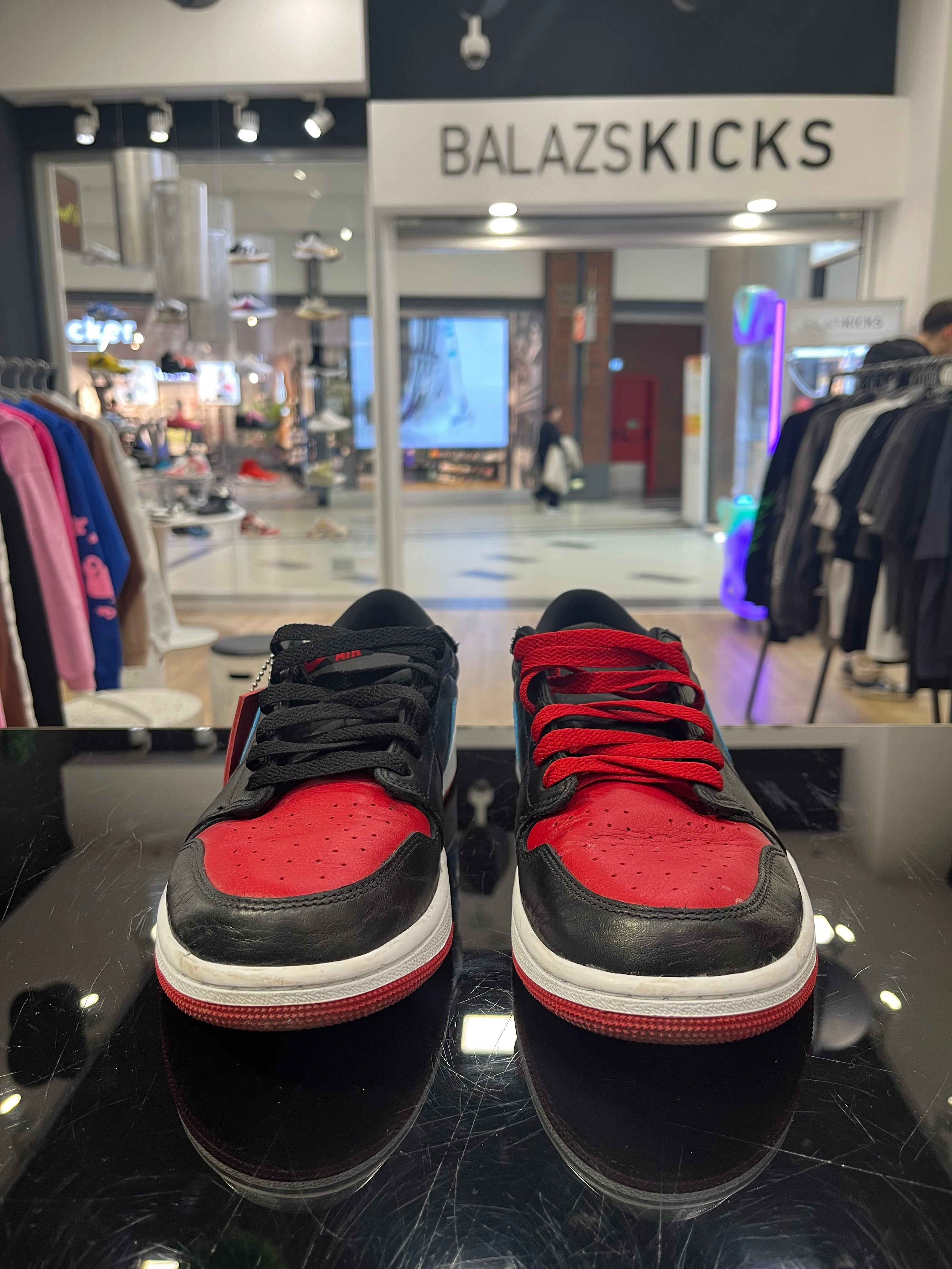 HASZNÁLT - Jordan 1 Low UNC to CHICAGO (42.5)