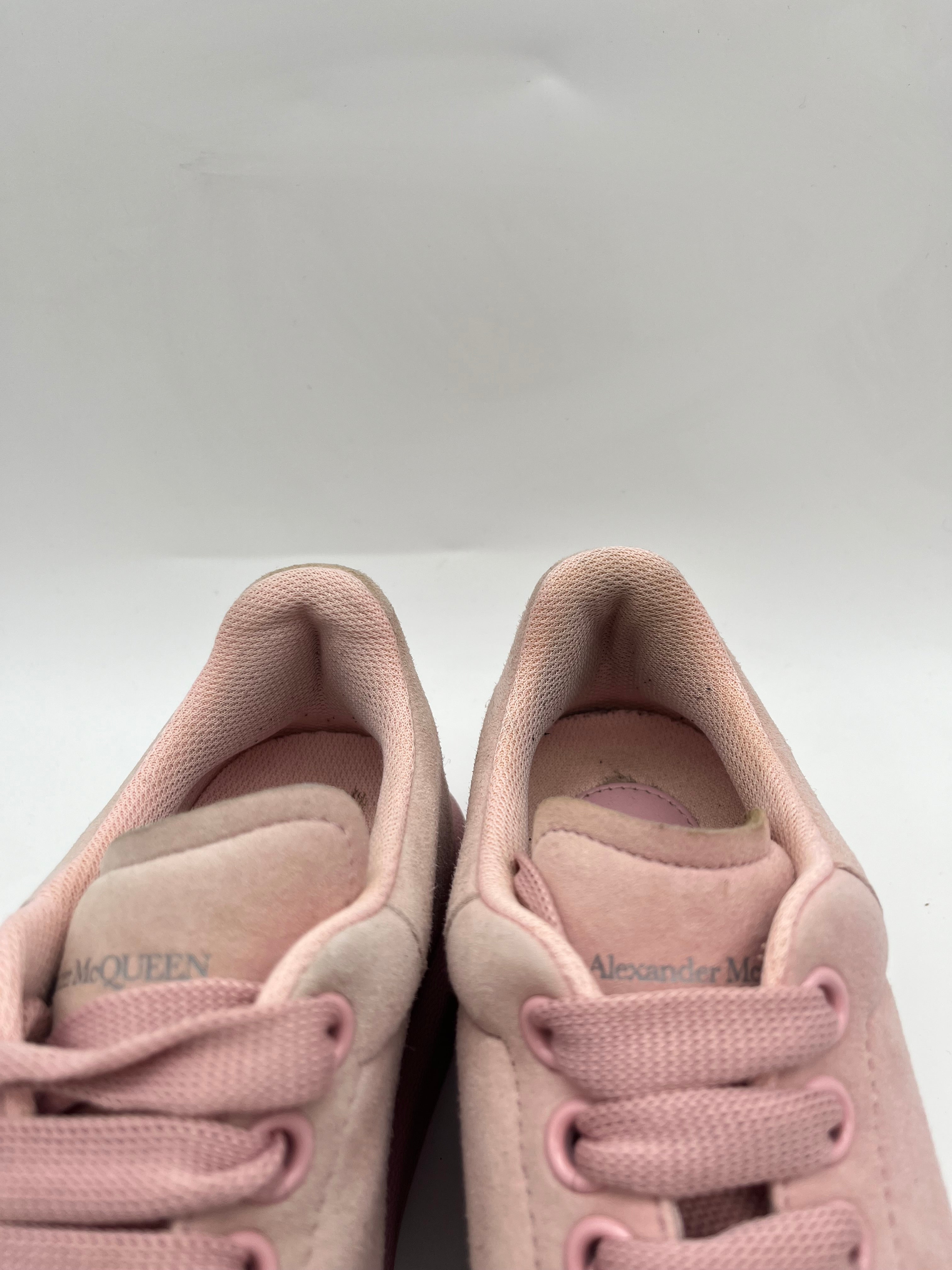 Használt - Alexander McQueen Pink Suede (38 1/2)