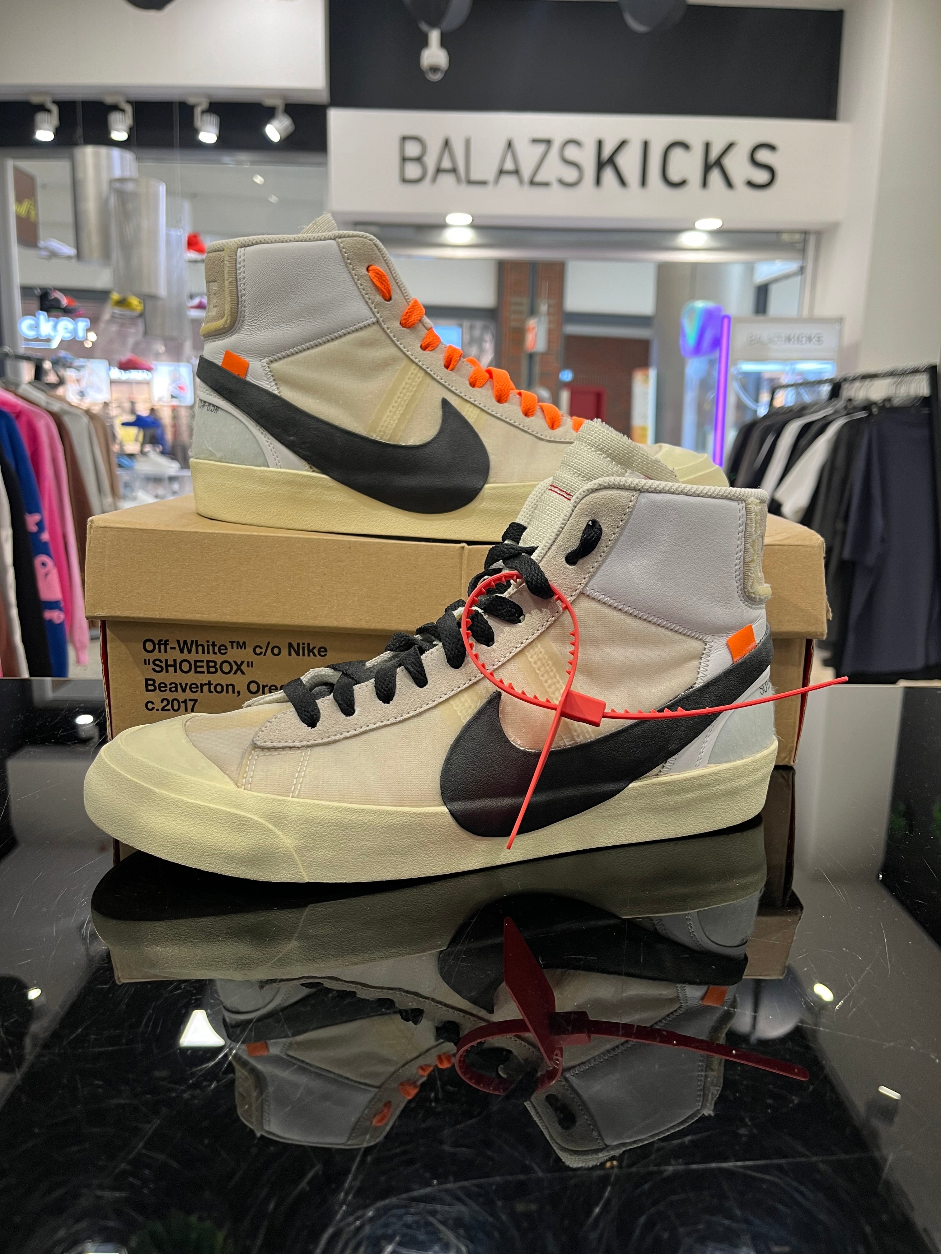 HASZNÁLT - Off White Blazer White