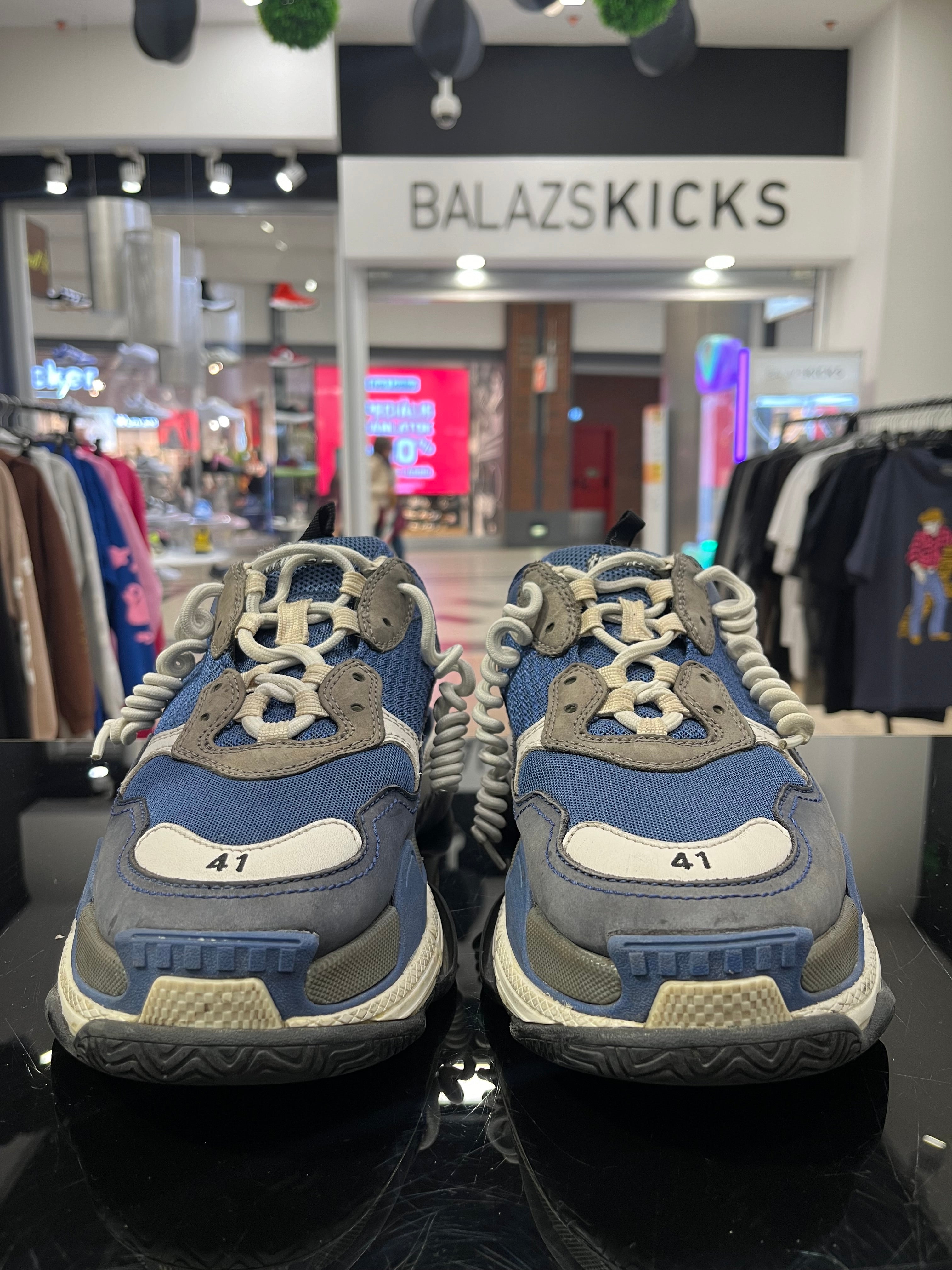 HASZNÁLT - Balenciaga Triple S Navy Blue (41)