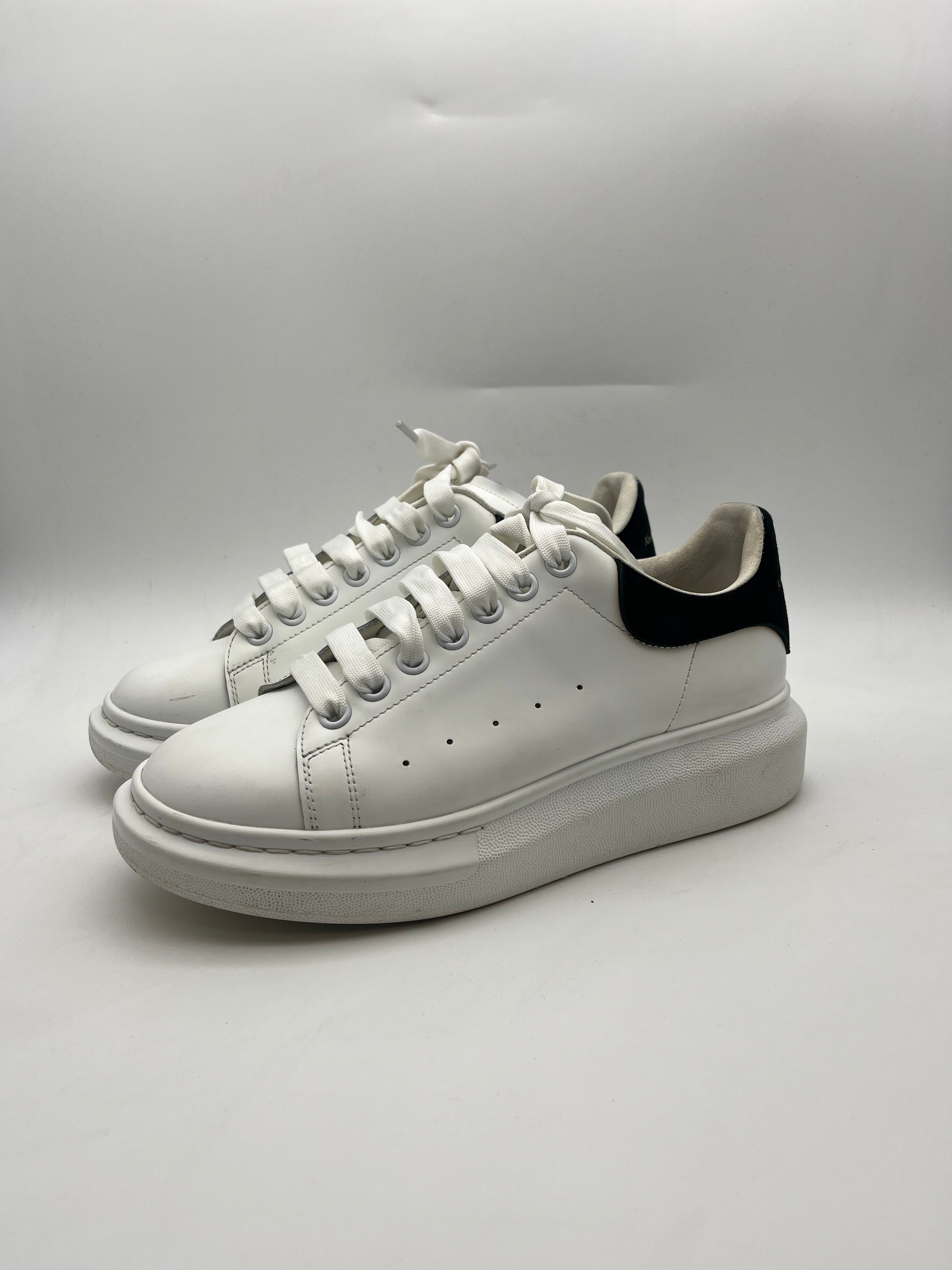 Használt - Alexander McQueen OG Black Heel (40)