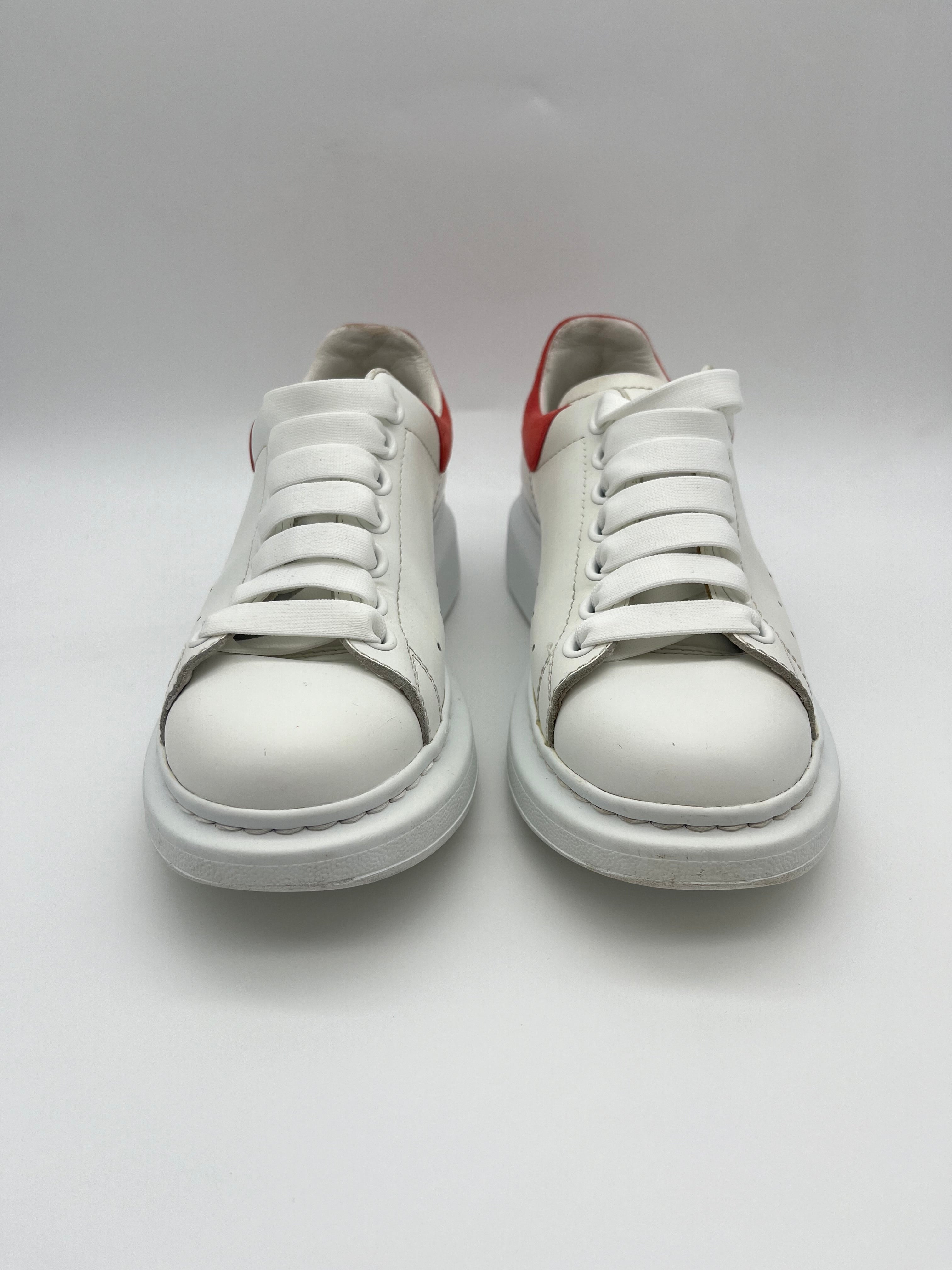 Használt - Alexander McQueen Red Heel (36)